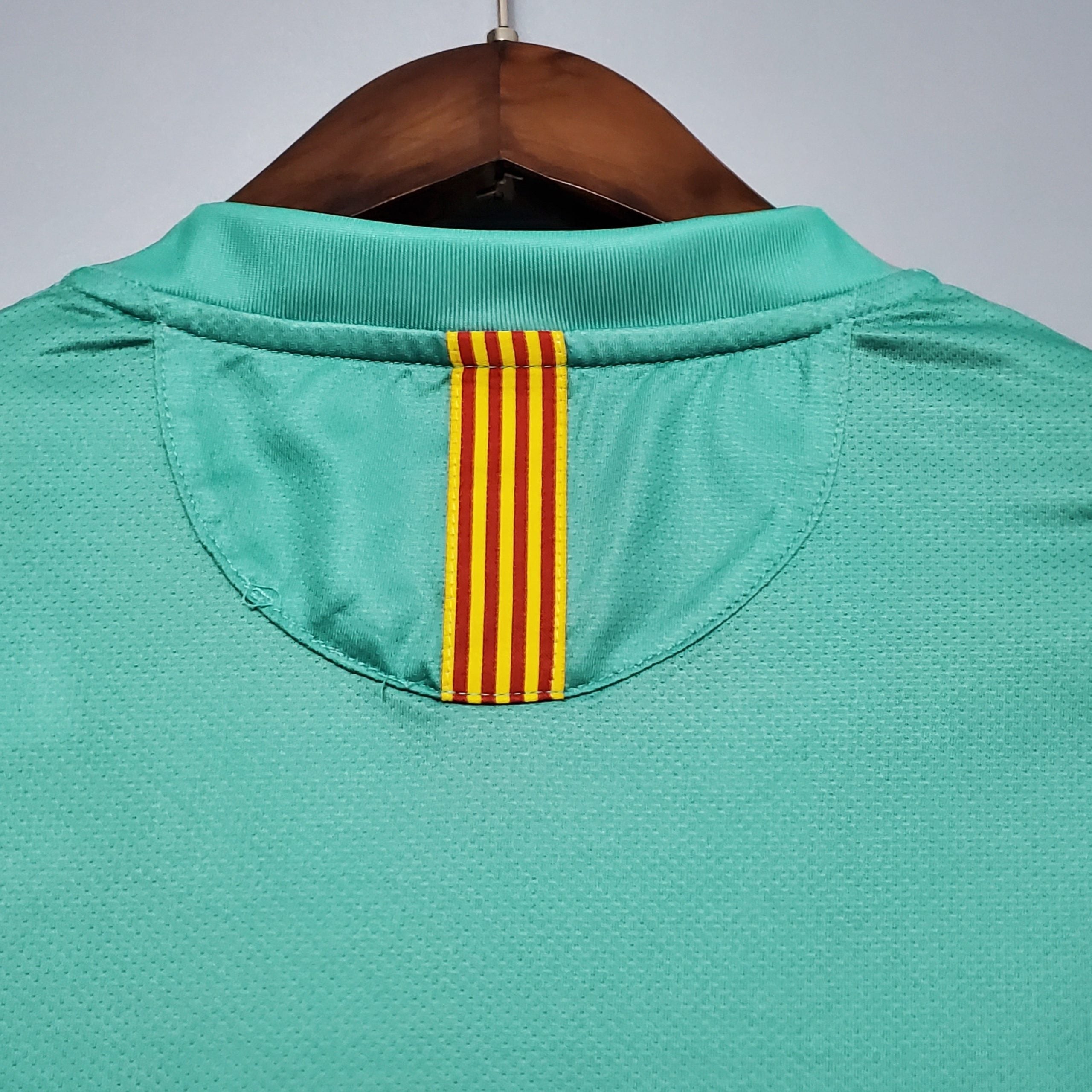 BARCELLONA AWAY RETRO 2010 / 2011