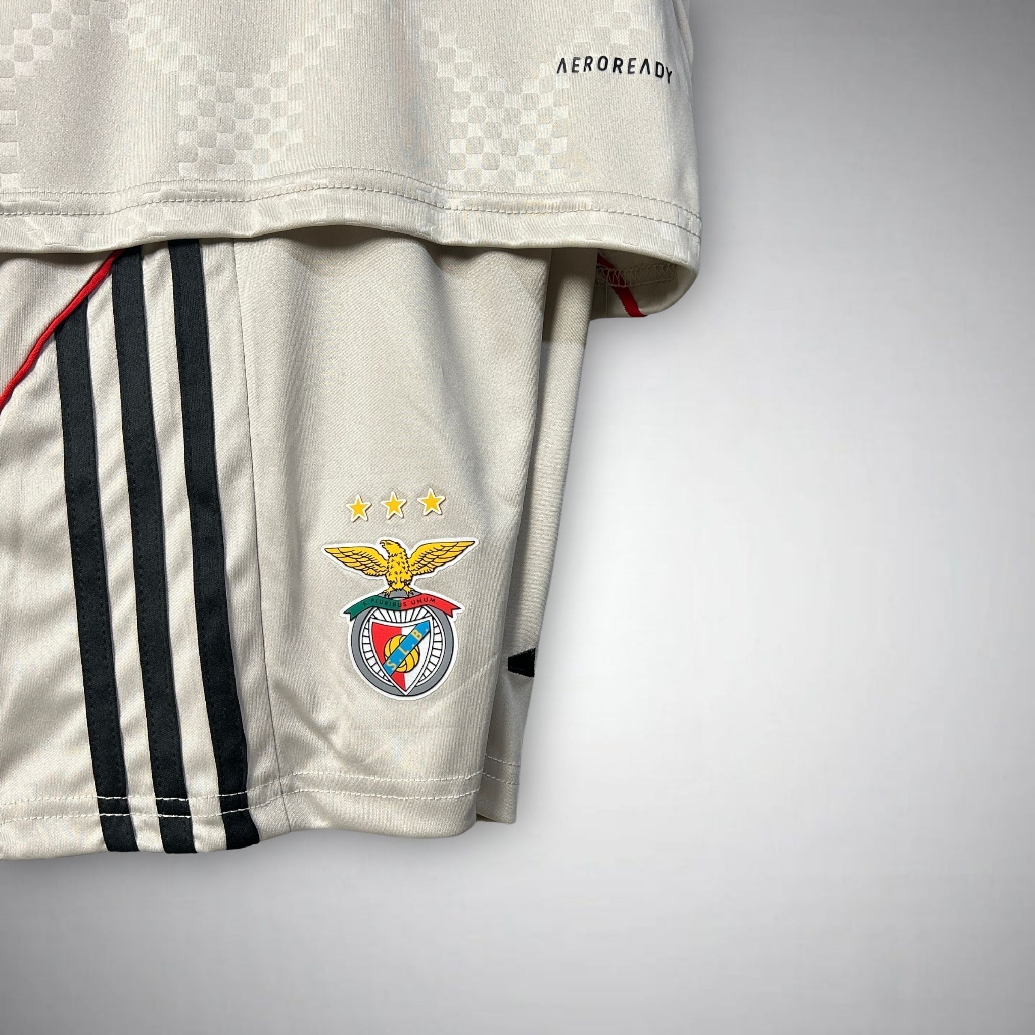 25/26 SL Benfica Auswärtstrikots Kinder