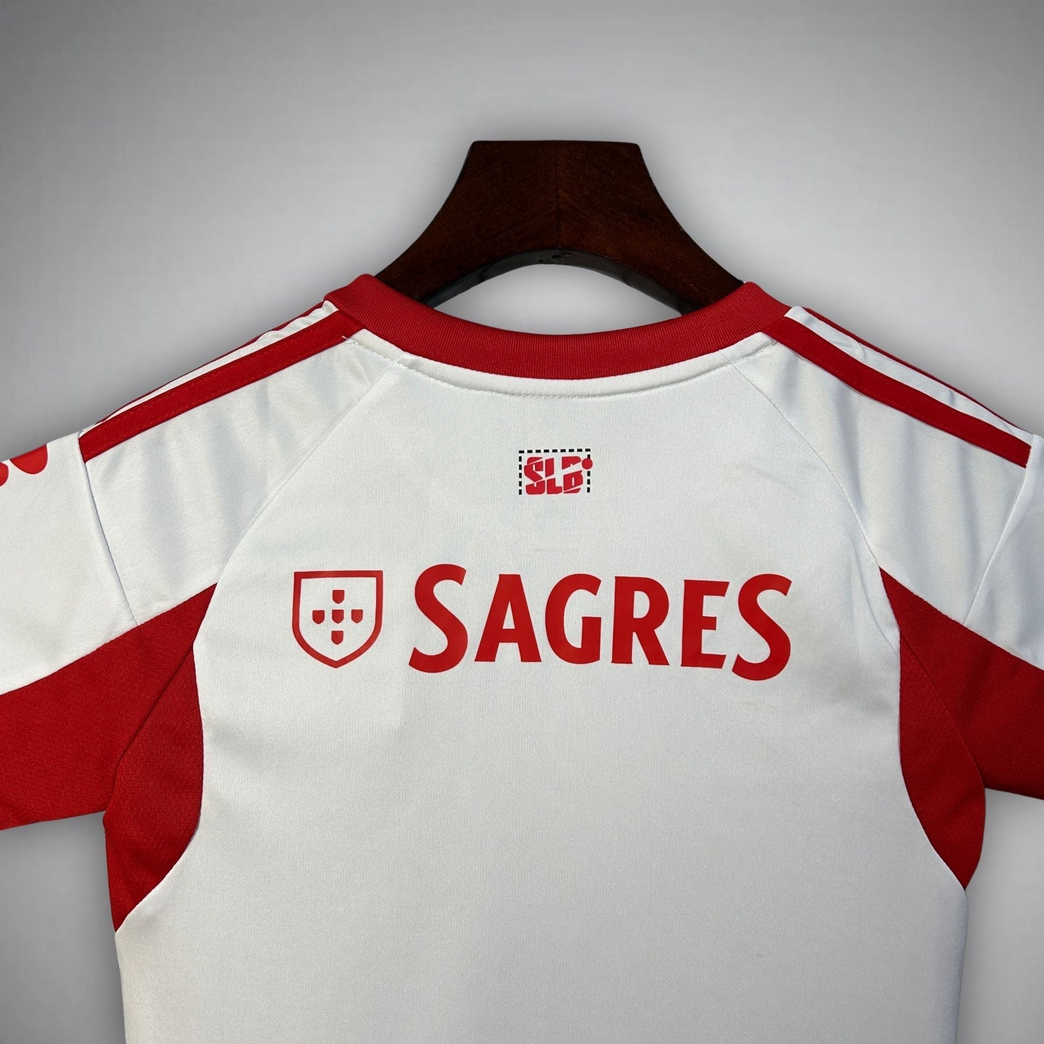 25/26 SL Benfica Ausweichtrikot für Kinder