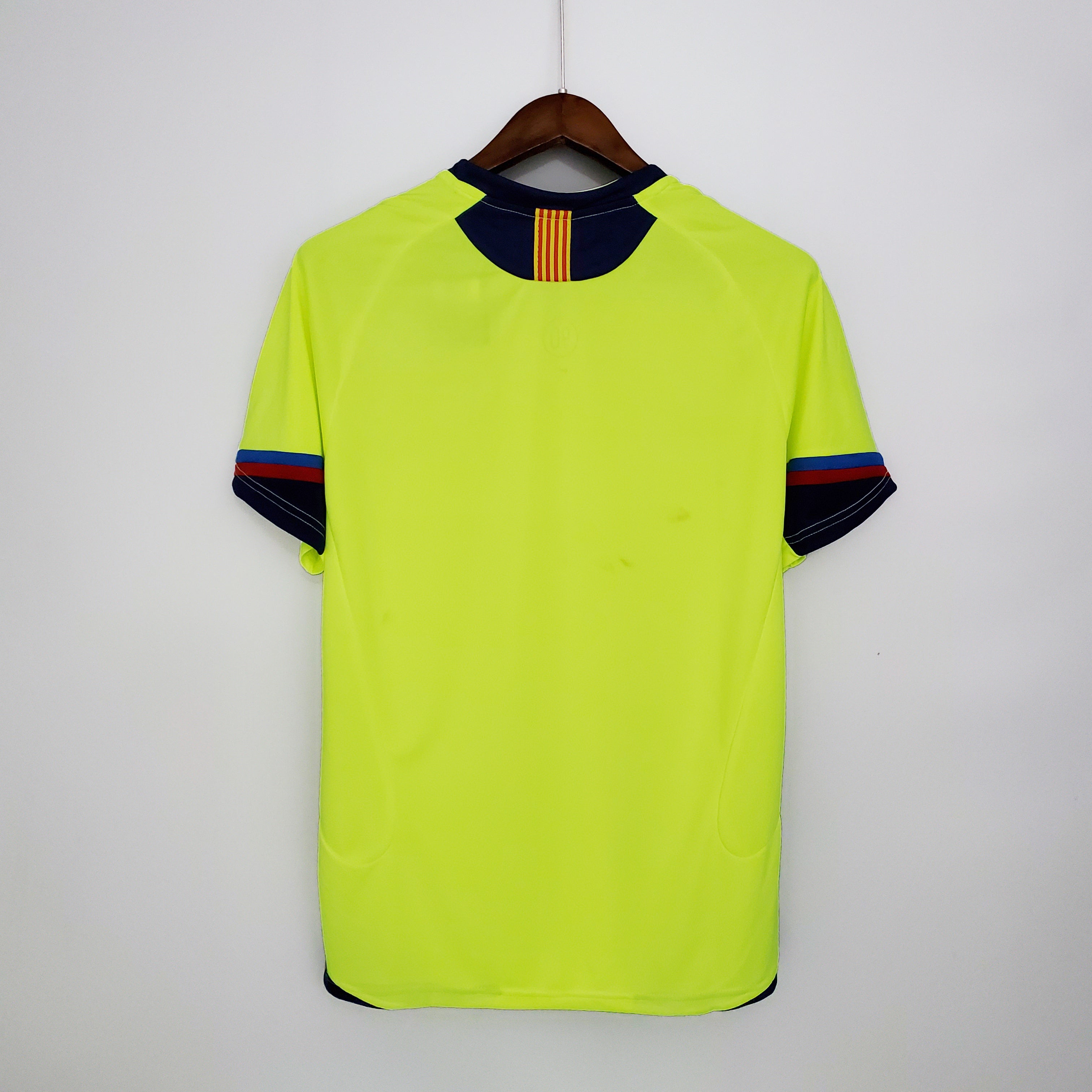 Uniforme Visitante Barcelona 2005/06