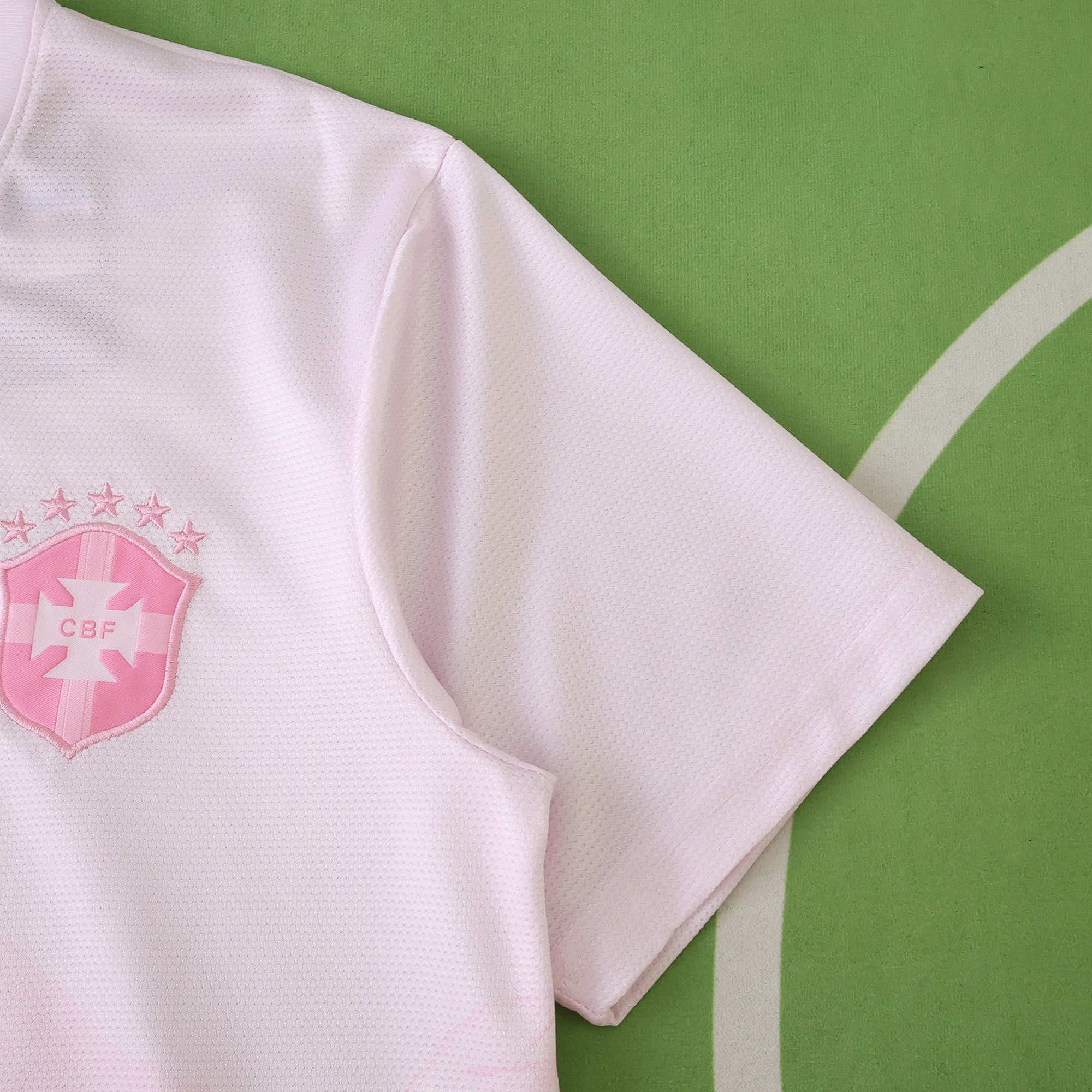 Camiseta Rosa Edición Especial Brasil Jesucristo 2026