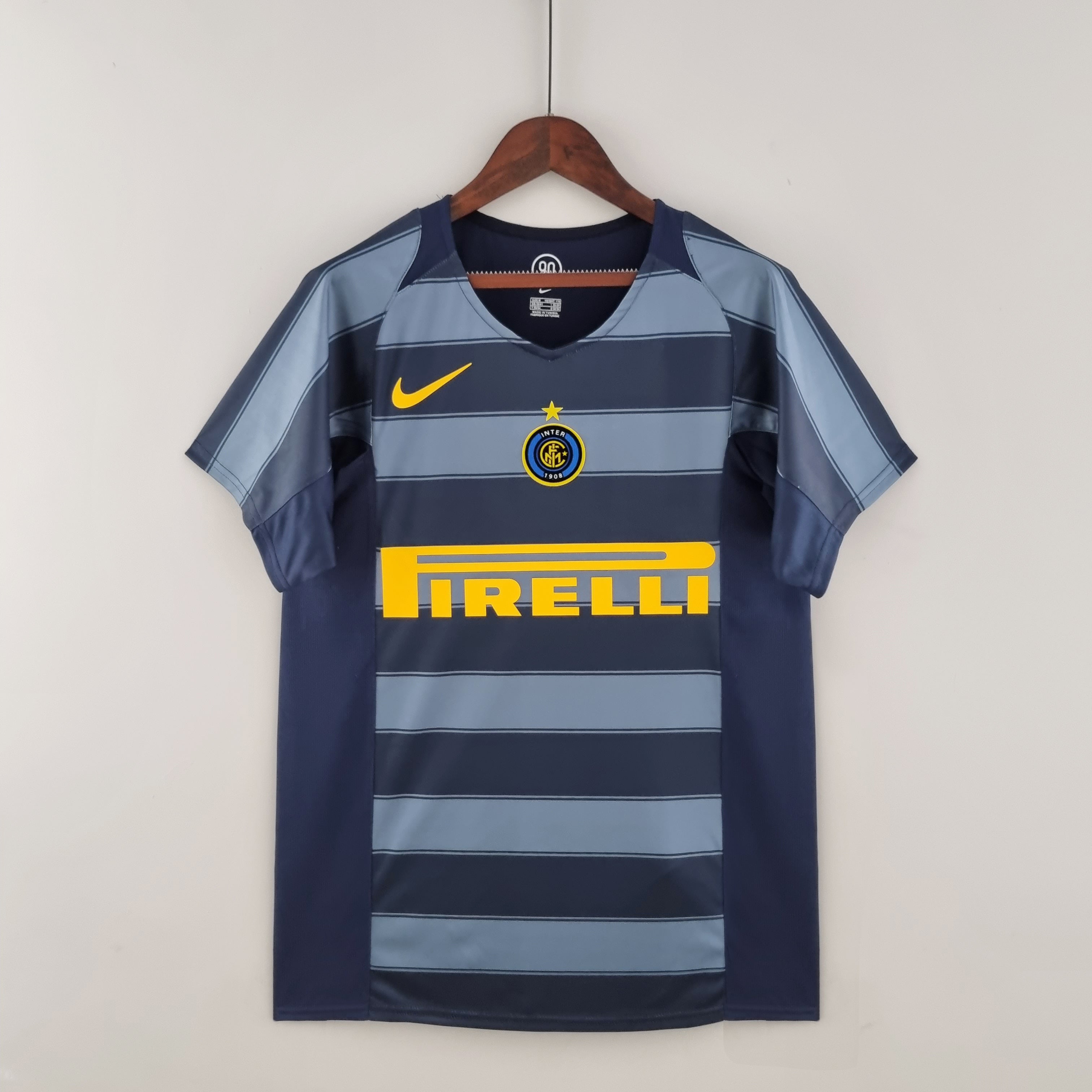 Equipación retro Inter de Milán 2004
