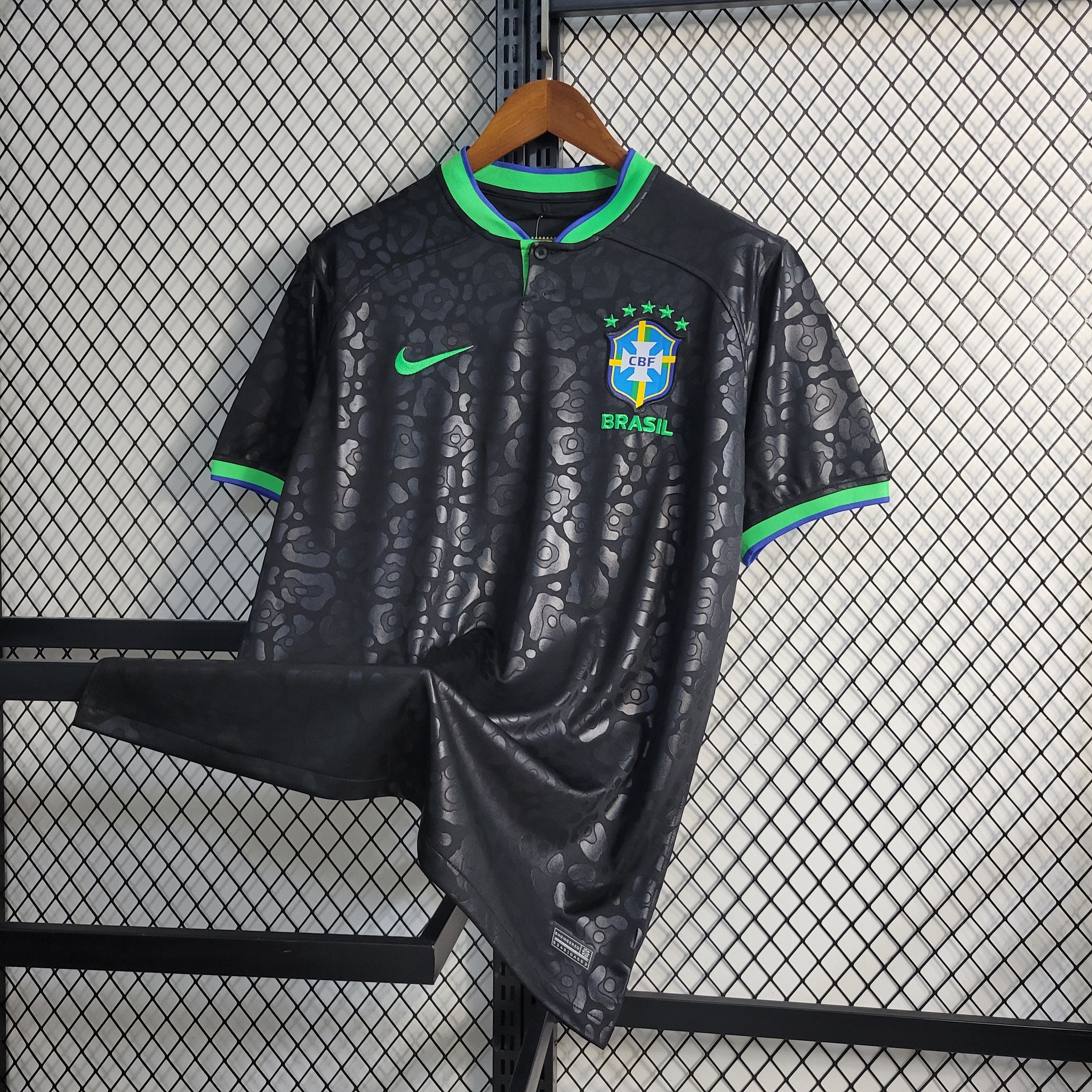 Brasil Schwarzes Trikot Leopardenmuster 2024