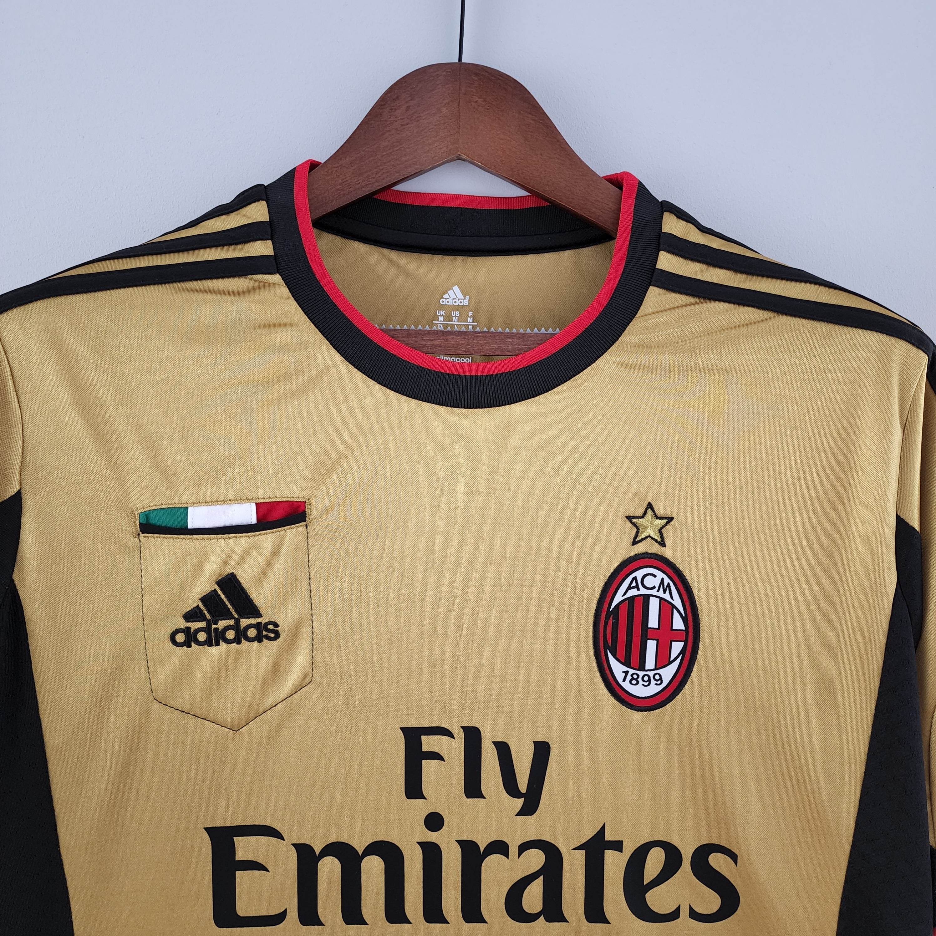 Kit oro AC Milan 2013/14 Retro