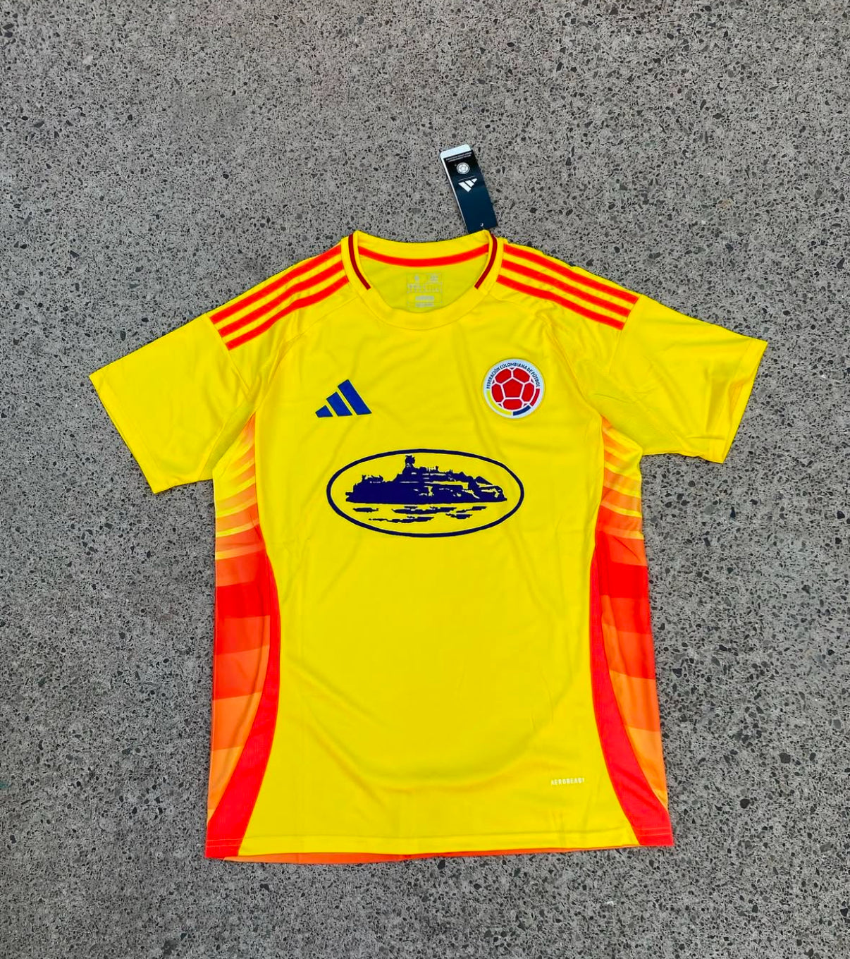 Maglia Edizione Speciale Columbia X Corteiz