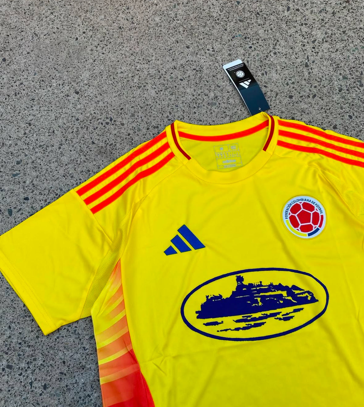Maglia Edizione Speciale Columbia X Corteiz