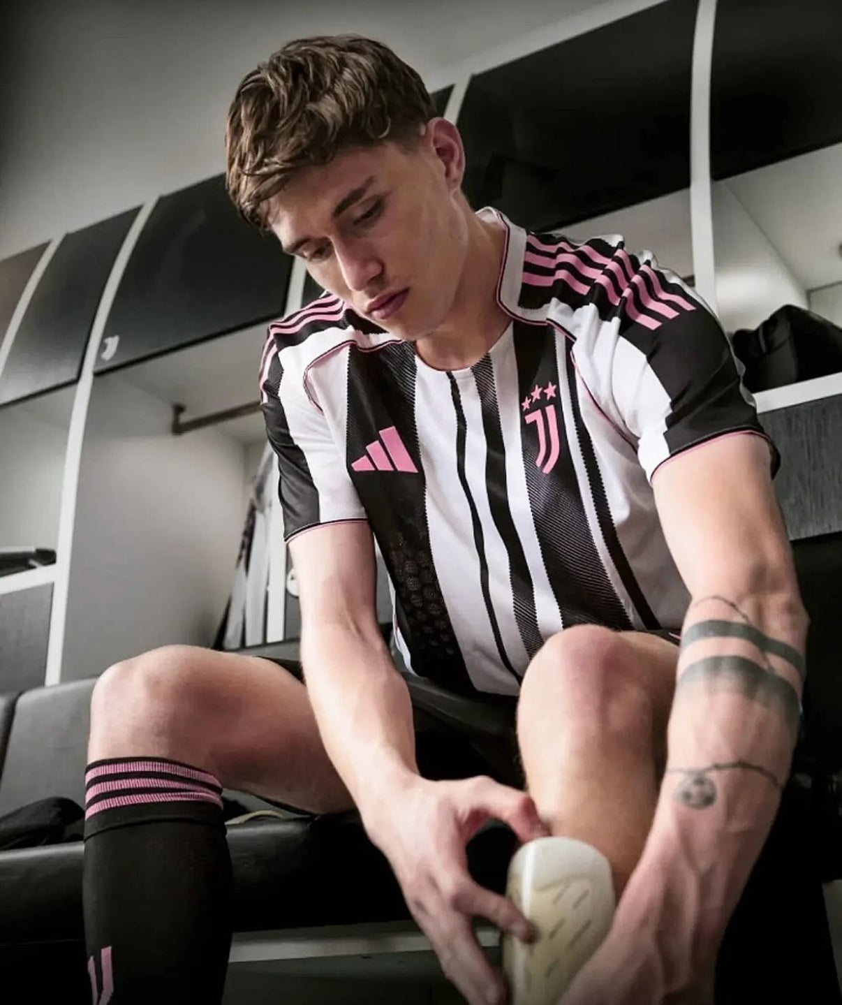 Juventus 25/26 thuisshirt