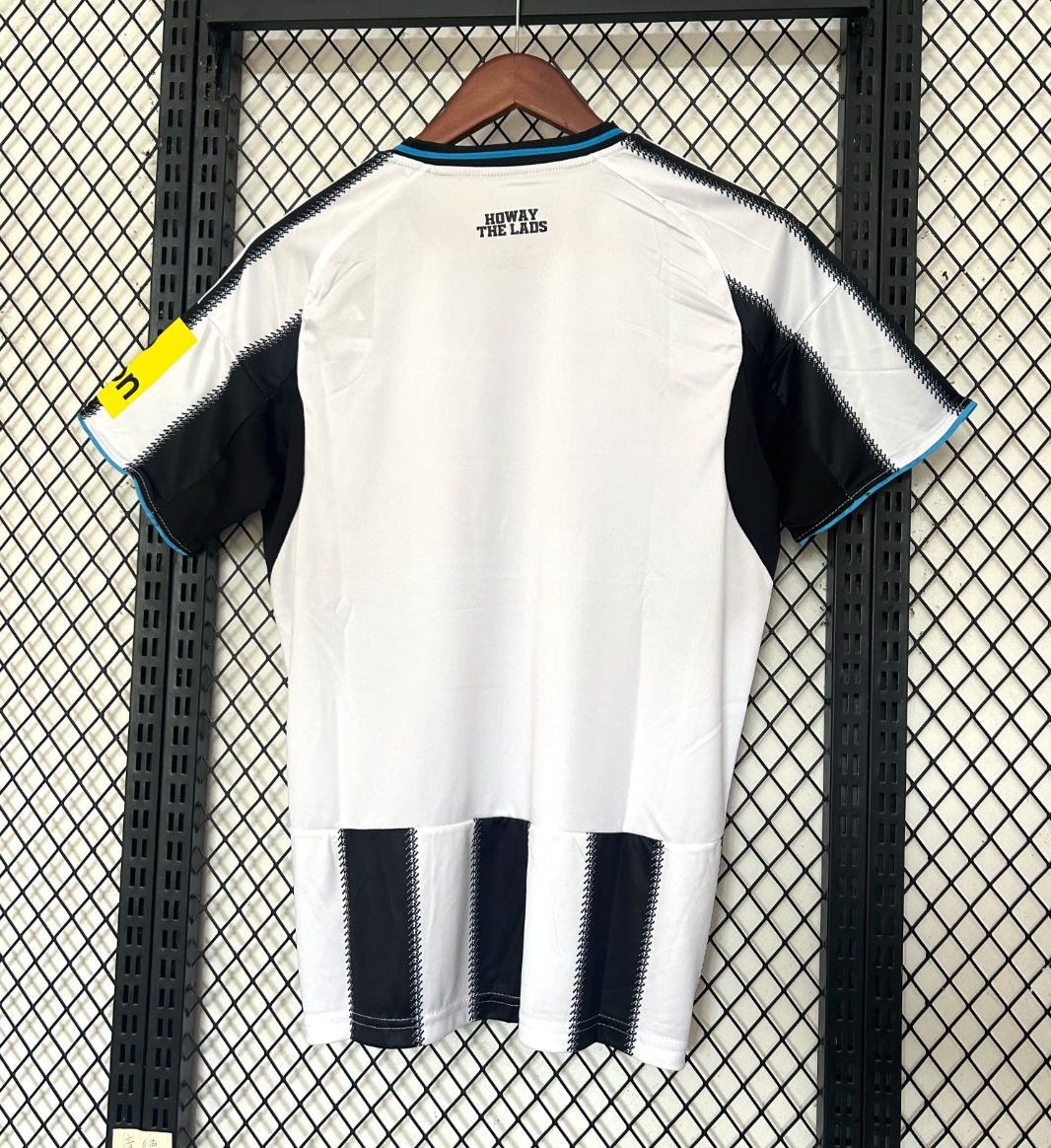 Maglia casa Newcastle 2025/2026
