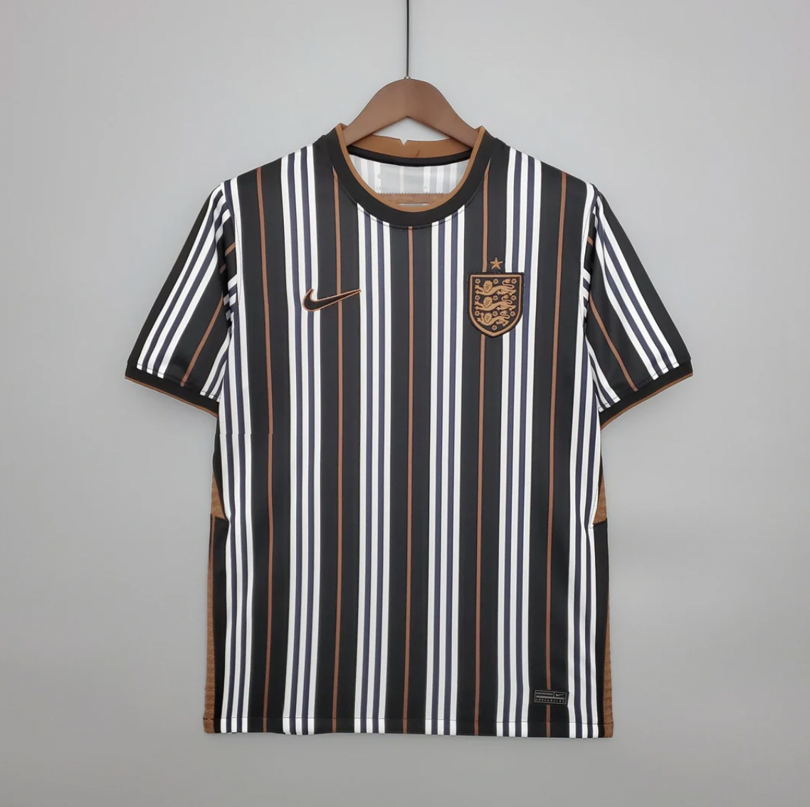 Edición especial Inglaterra x Burberry 2024/25