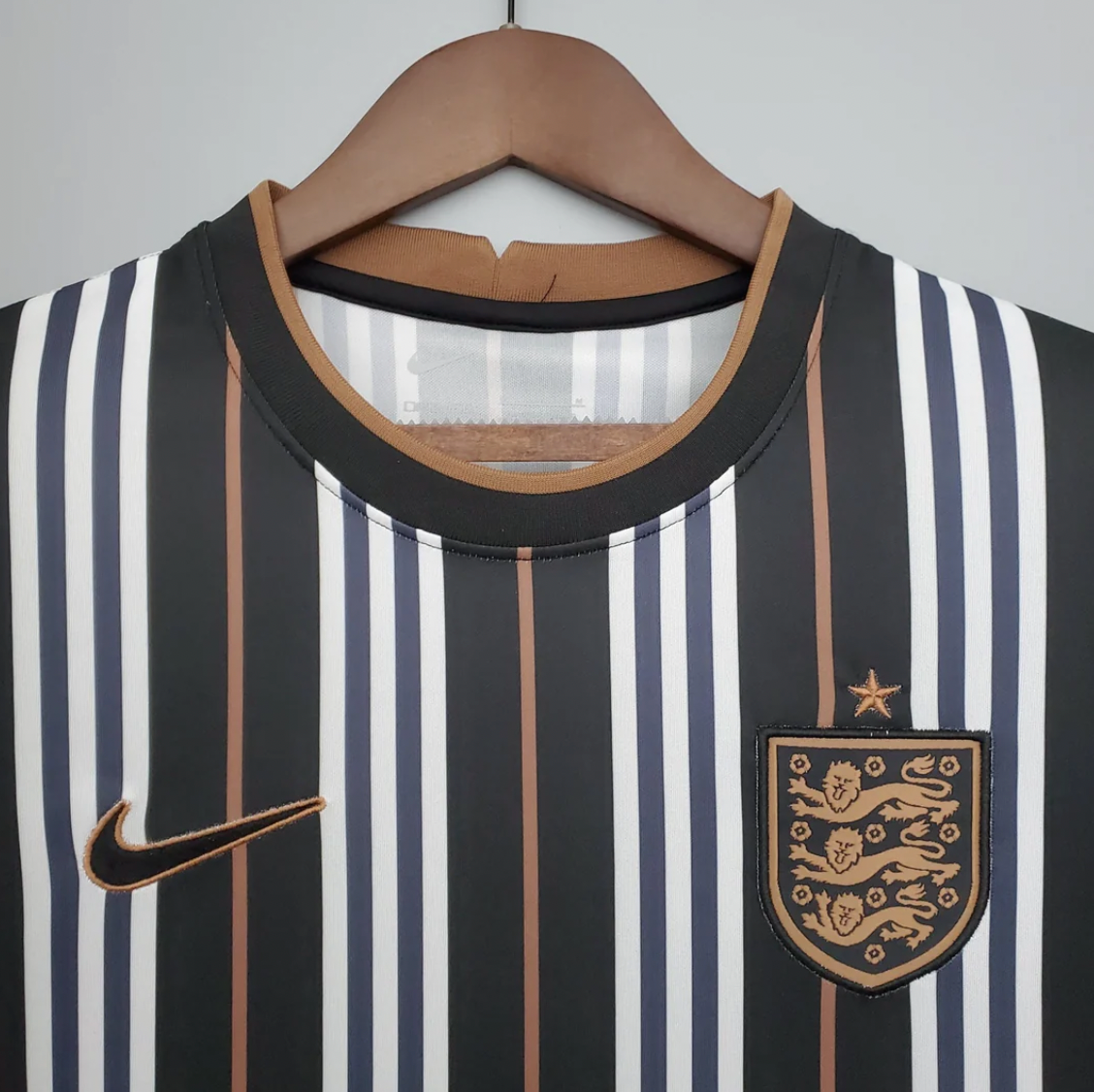 Edición especial Inglaterra x Burberry 2024/25
