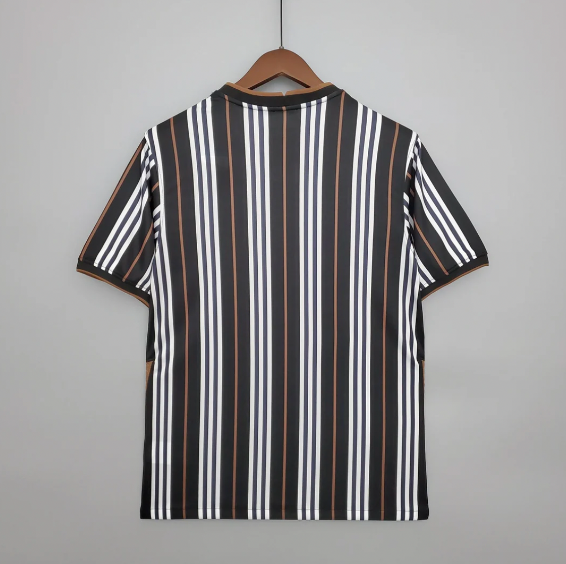 Édition spéciale 2024/25 Angleterre x Burberry