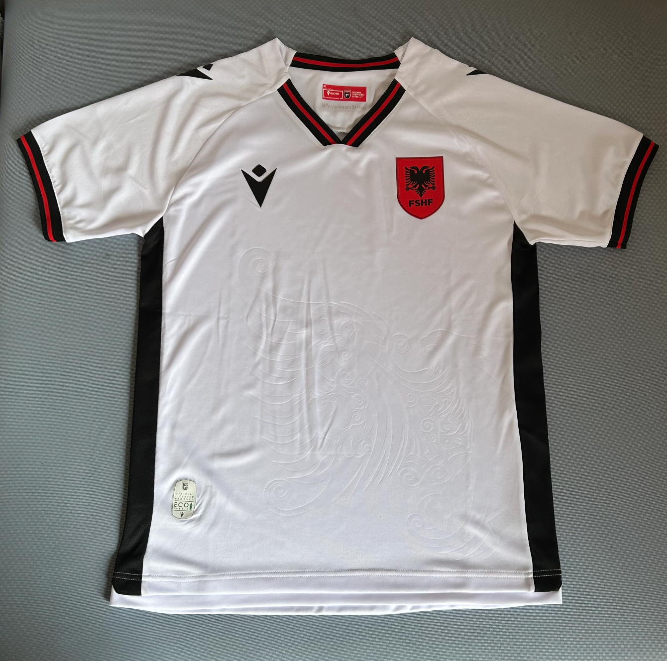 Terza Maglia Albania 2025/2026 (Bianca)