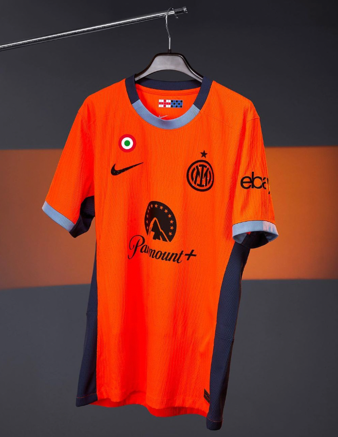 Inter Mailand orange Trikot Ausweichset