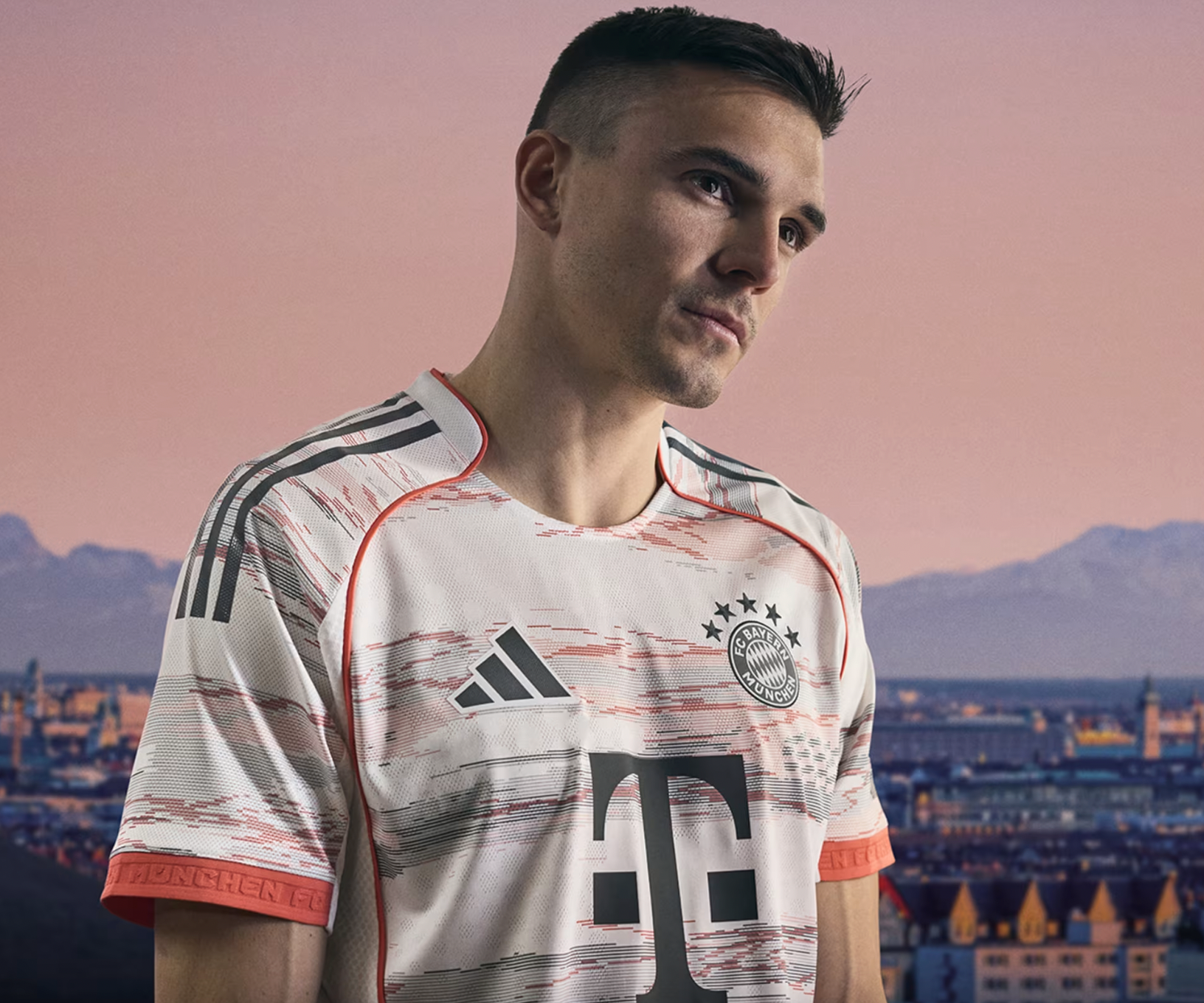 Kit trasferta Bayern Monaco 2025/2026