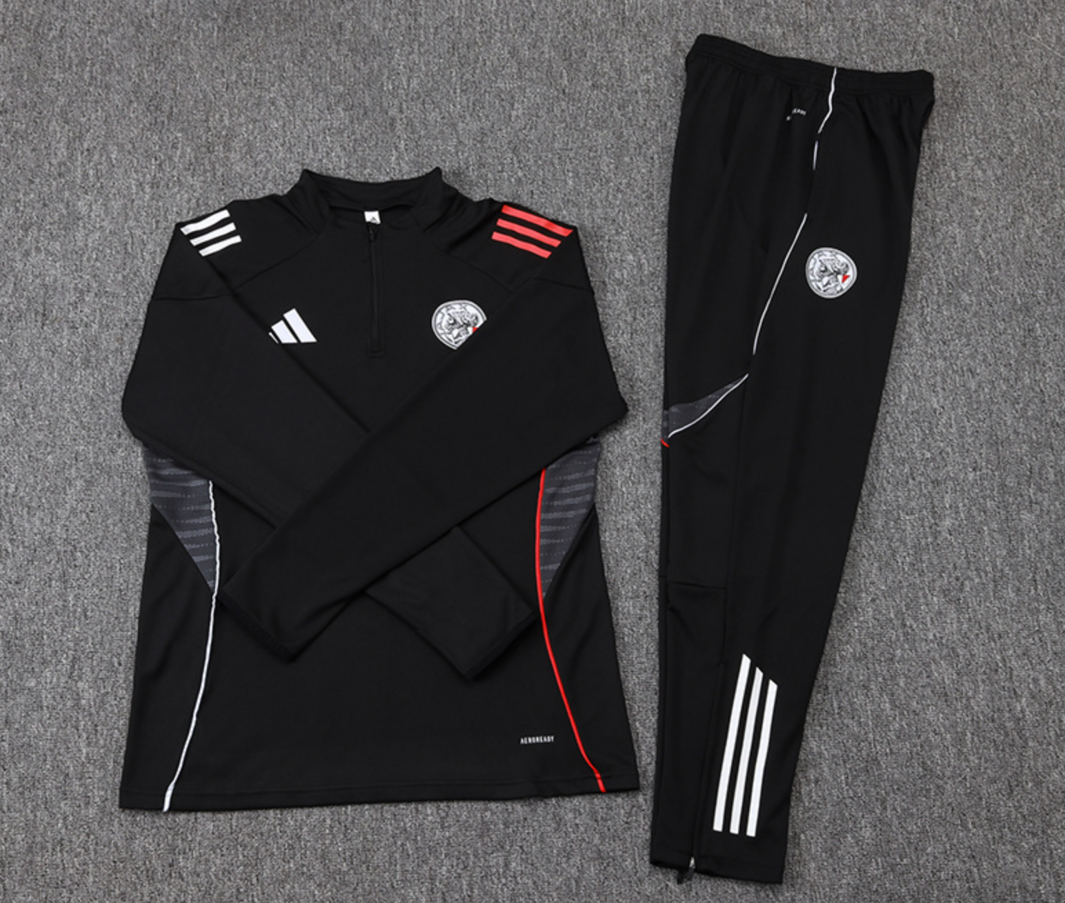 Ajax 2025/2026 Schwarzer Trainingsanzug