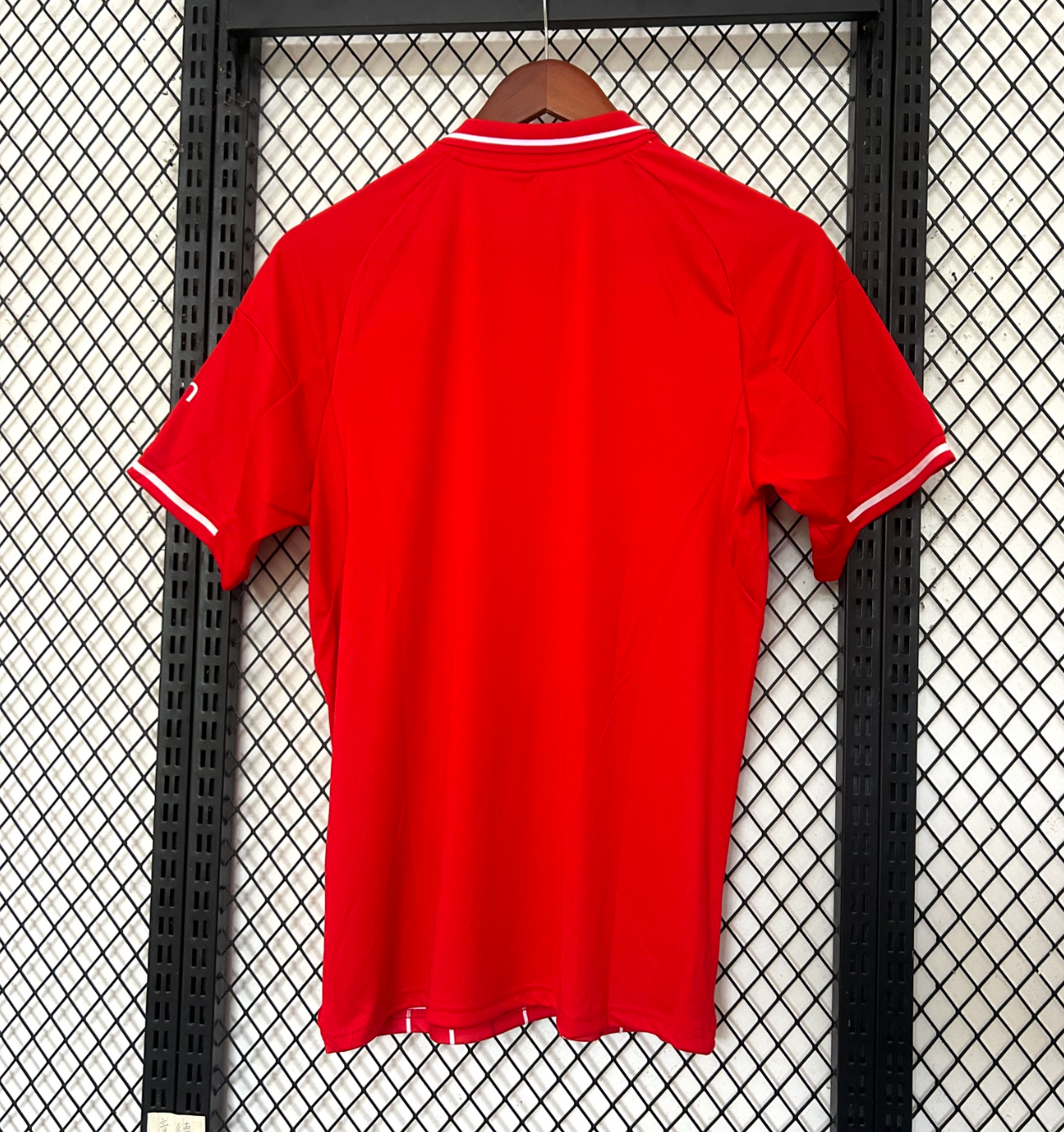 Nottingham Forest 2025/2026 Heimtrikot