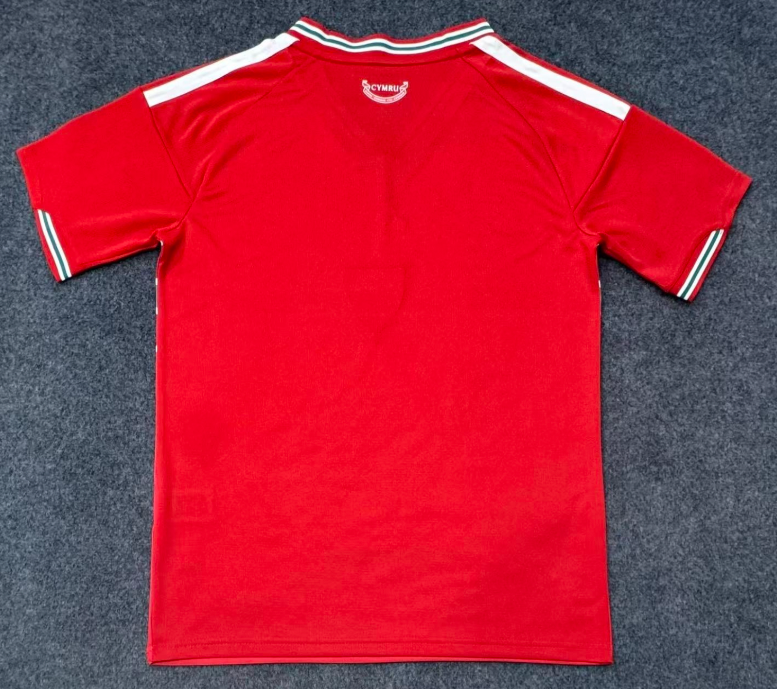 Camiseta local Gales Copa Mundial 2026
