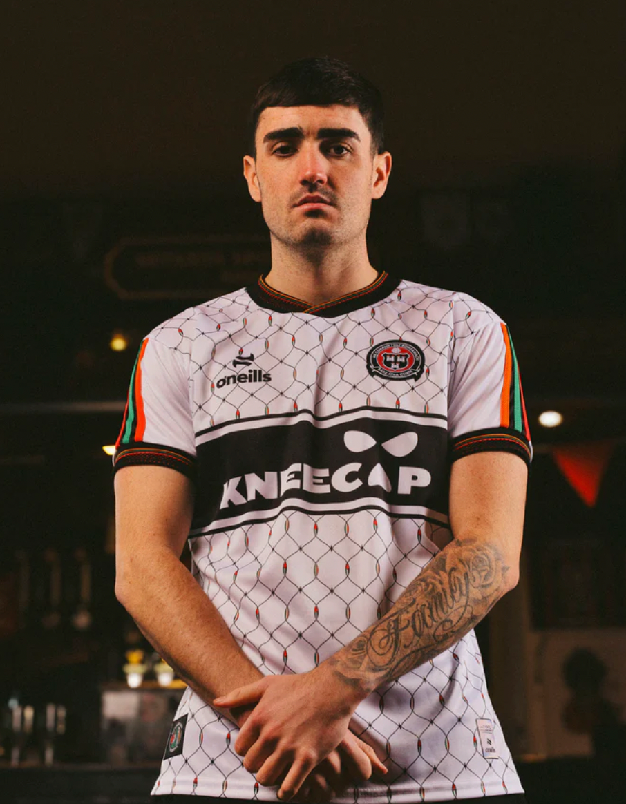 Maglia Trasferta Bohemian FC x Kneecap 2026 – Edizione Supporto Palestina