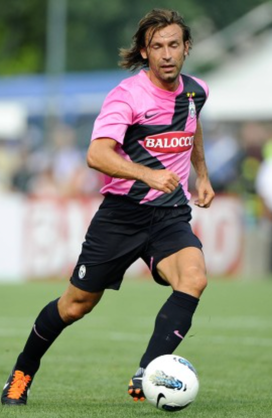 Juventus 2011-2012 | Rosa Retro Auswärtstrikot