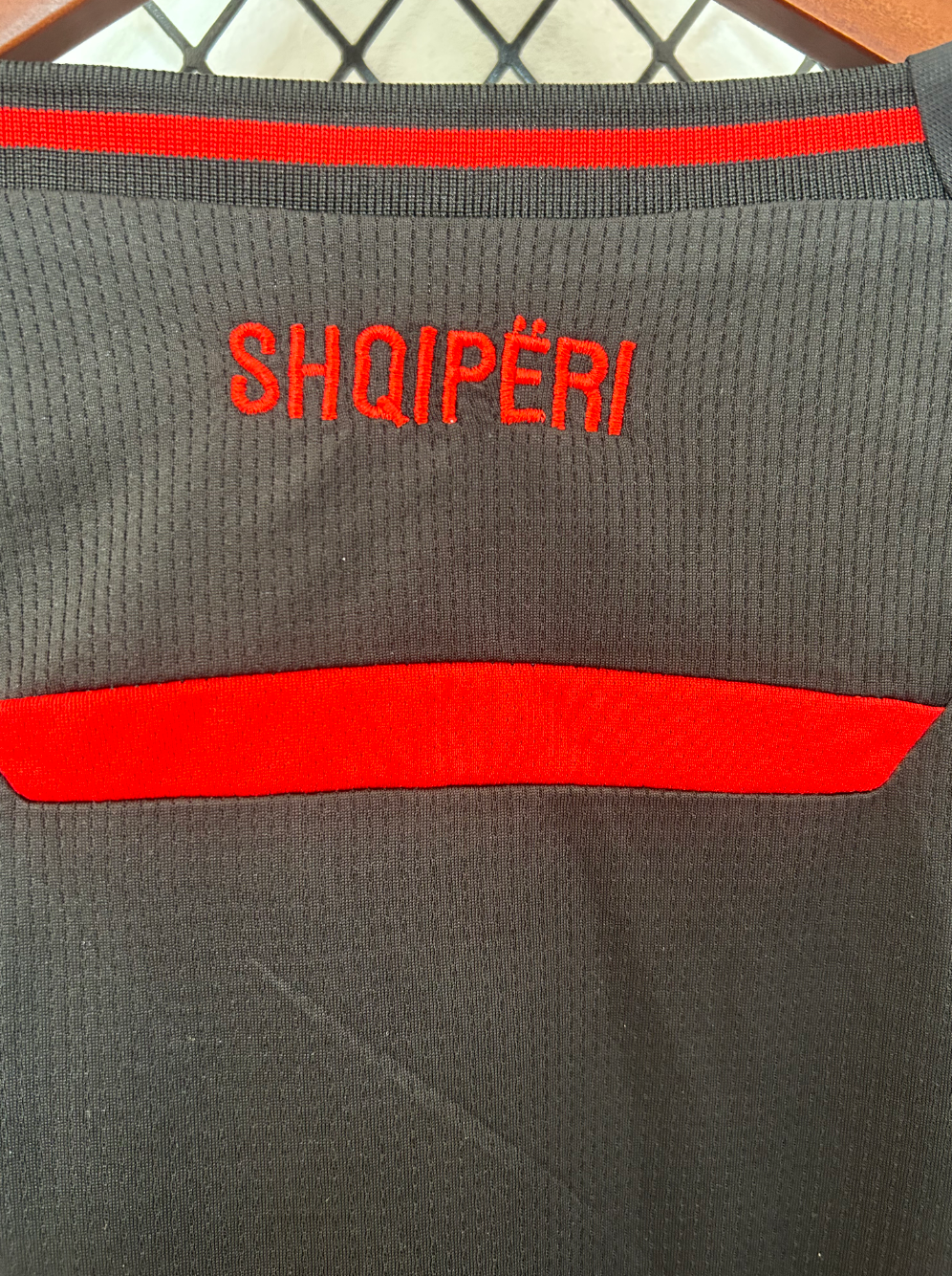 Camiseta visitante Albania 2025/2026 (Negra)