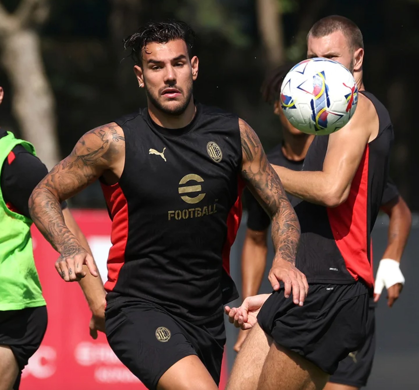 Set Allenamento Senza Maniche AC Milan 2025