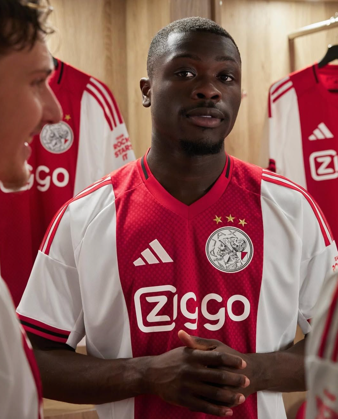Jersey Local Ajax Ámsterdam 2025/2026