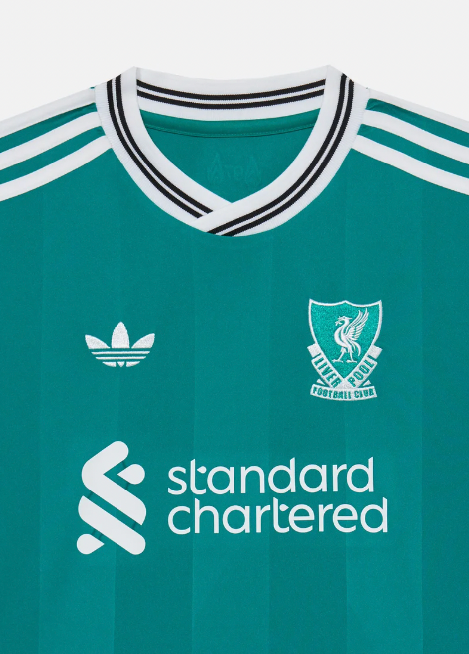 Terzo Kit Verde Liverpool 2025/2026