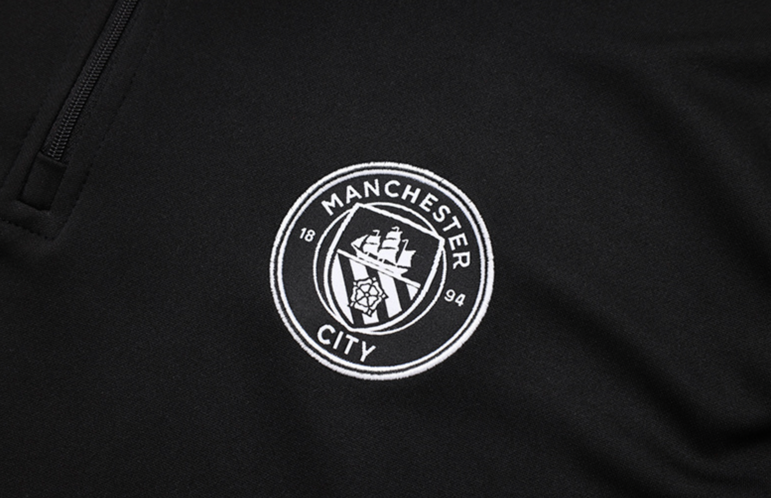 Chándal totalmente negro del Manchester City 2025/2026