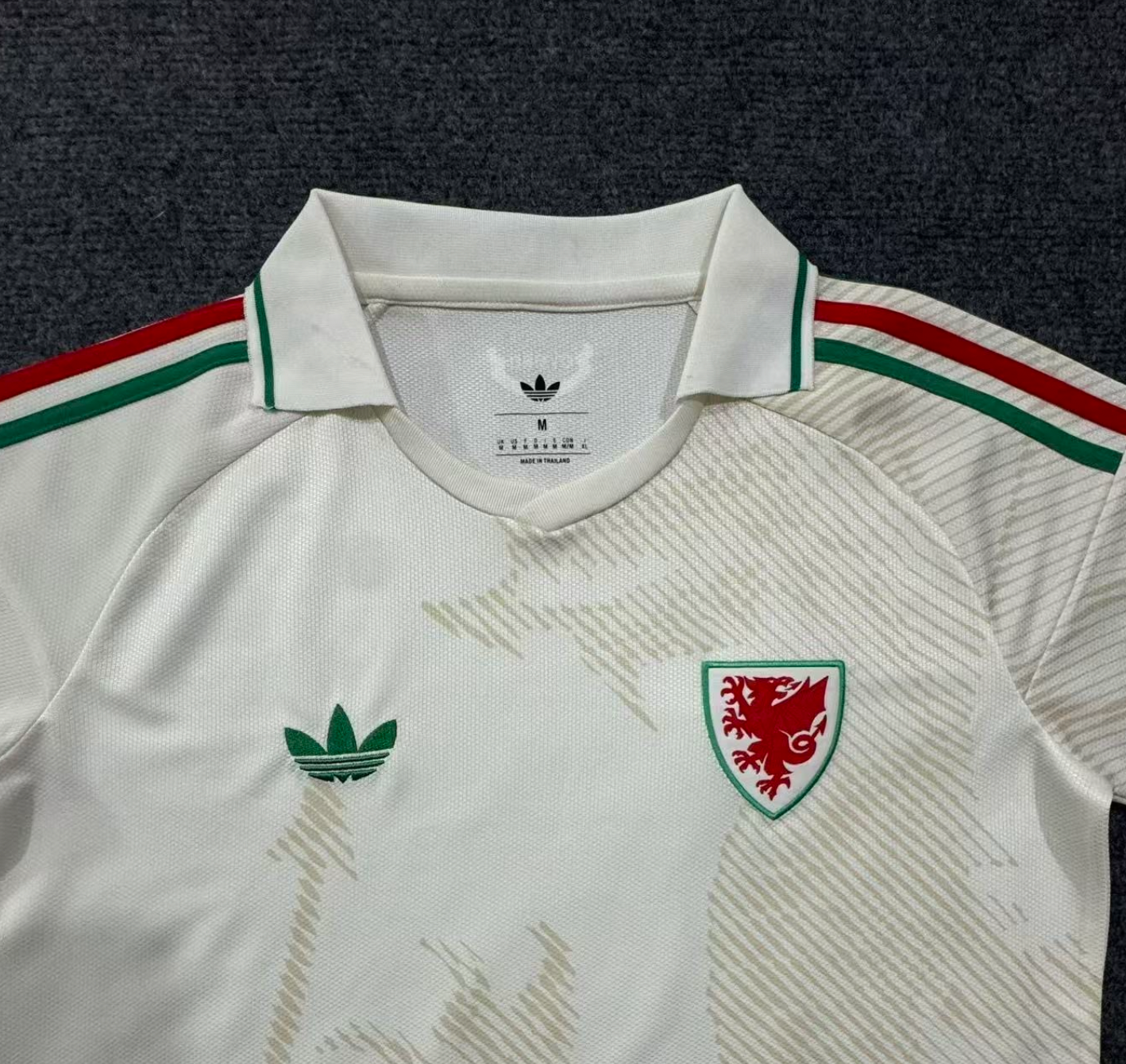 Camiseta visitante Gales Copa Mundial 2026