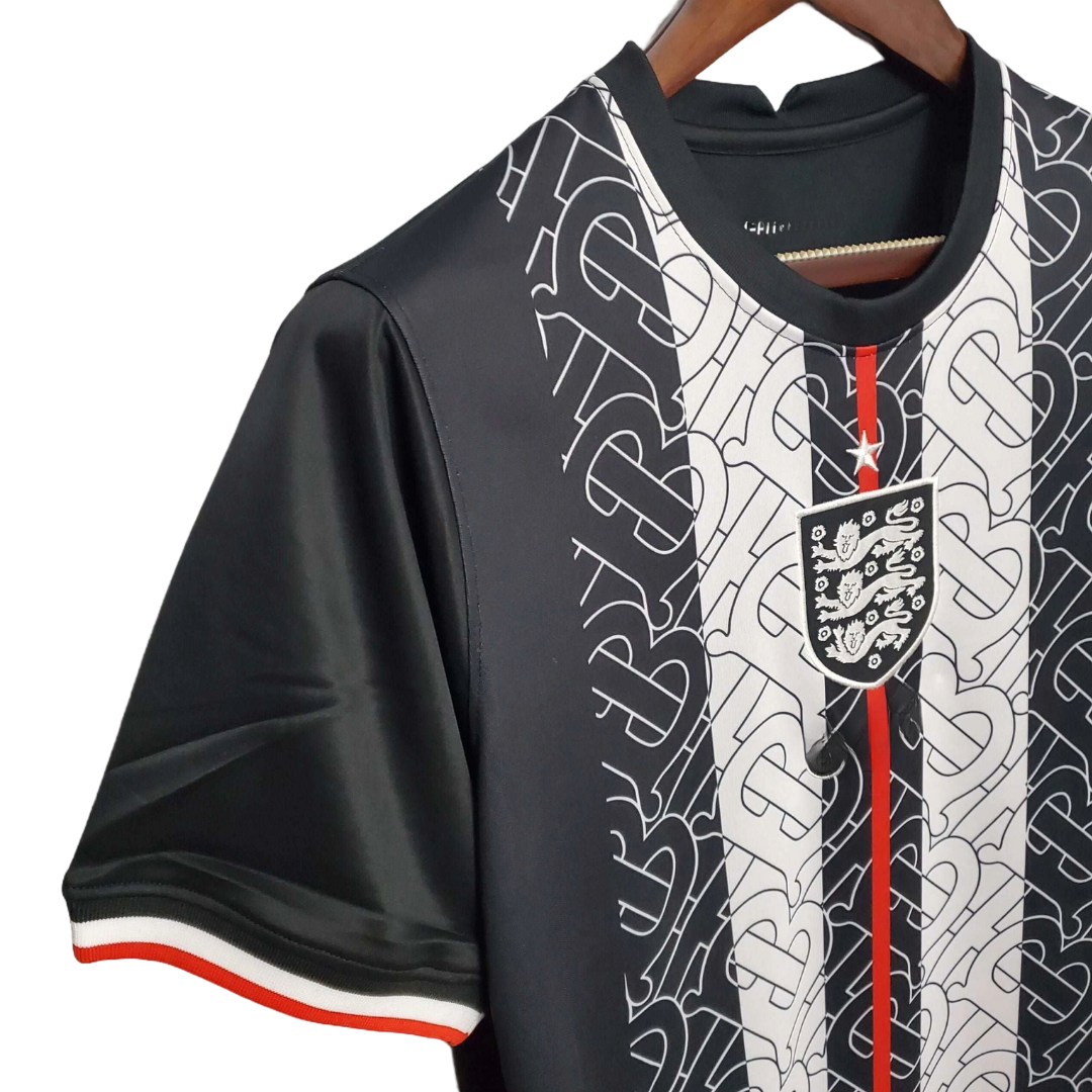 ENGELAND X BURBERRY CONCEPT SHIRT