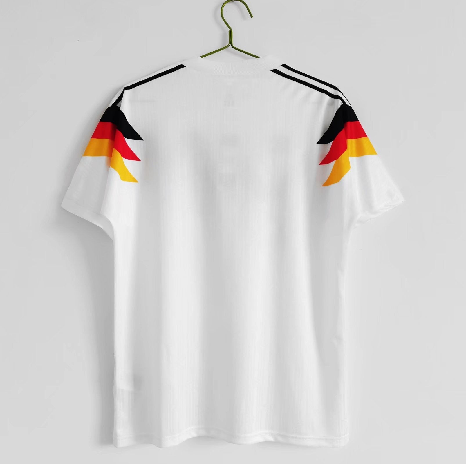 Alemania 1990 retro local