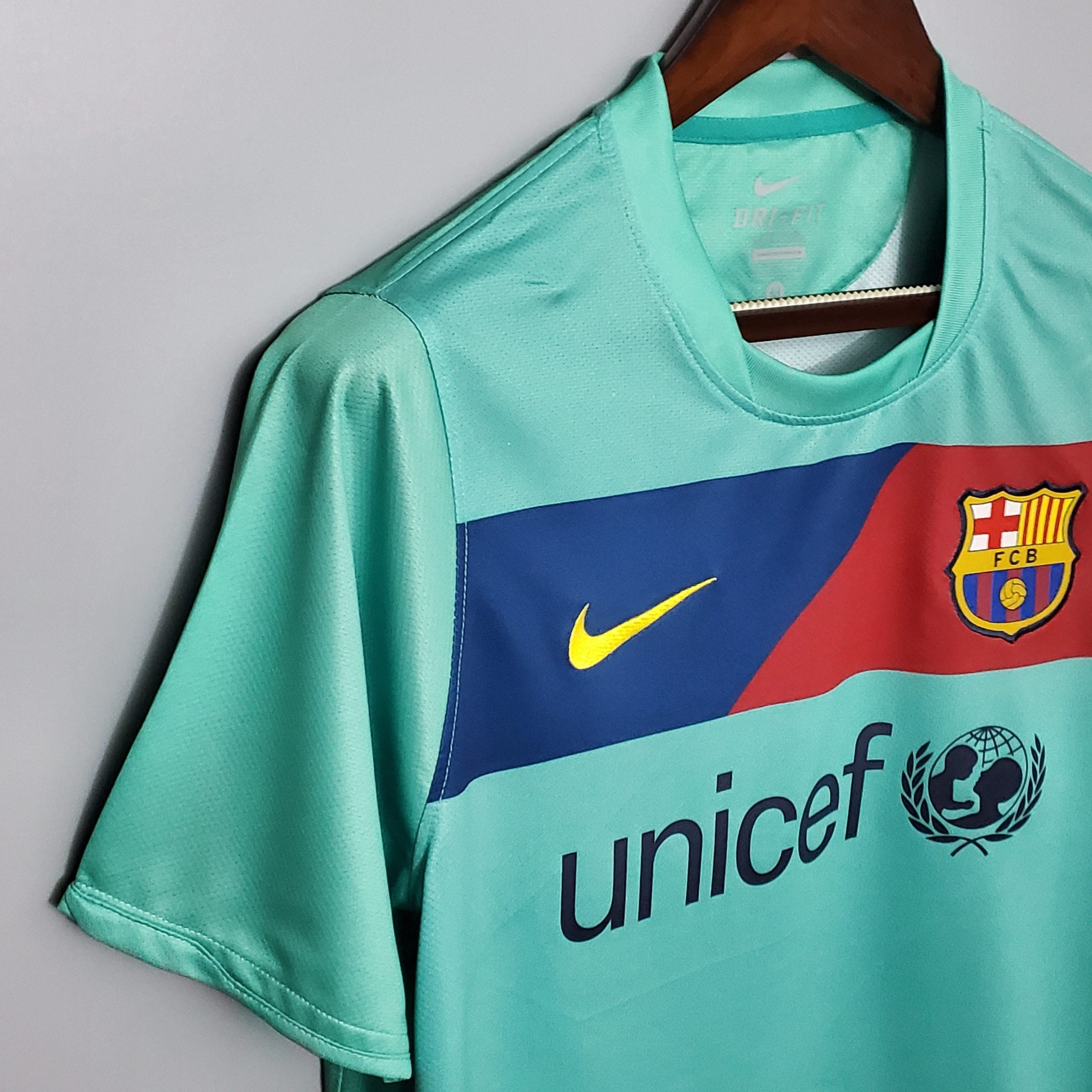 BARCELLONA AWAY RETRO 2010 / 2011