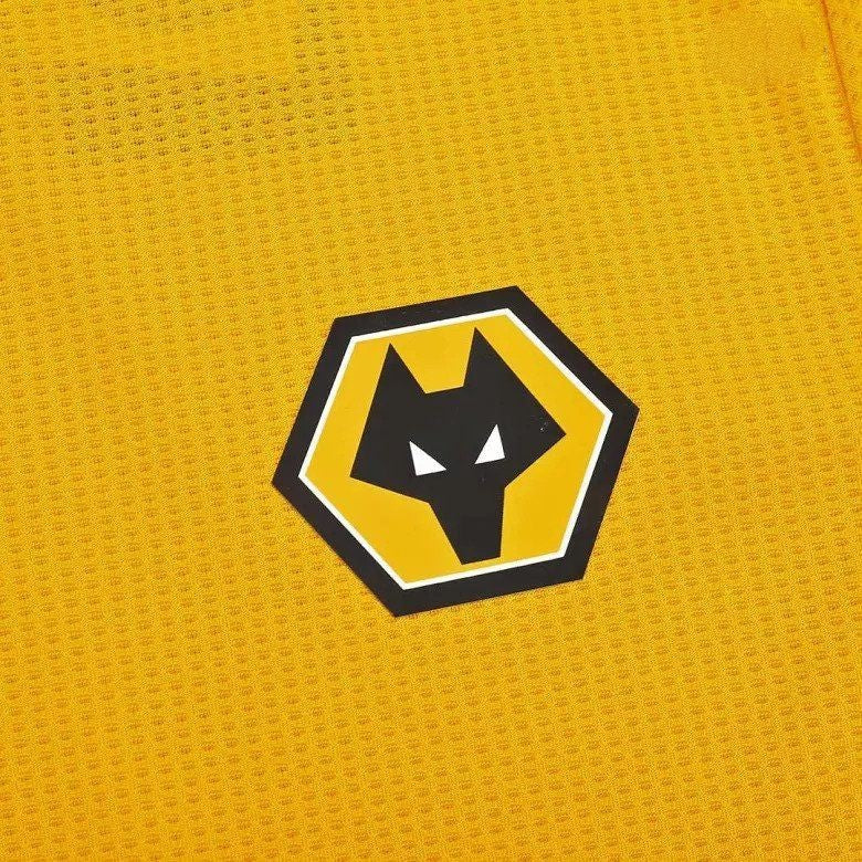 Camiseta local Wolverhampton Wanderers 2022/23