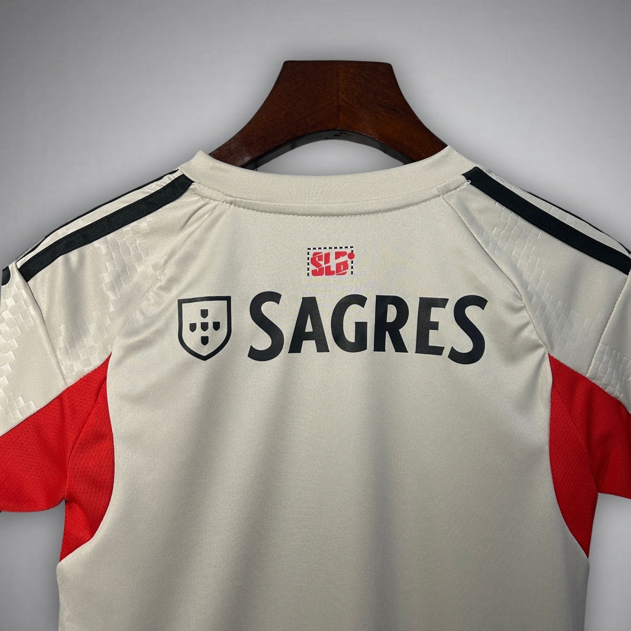 25/26 SL Benfica Auswärtstrikots Kinder
