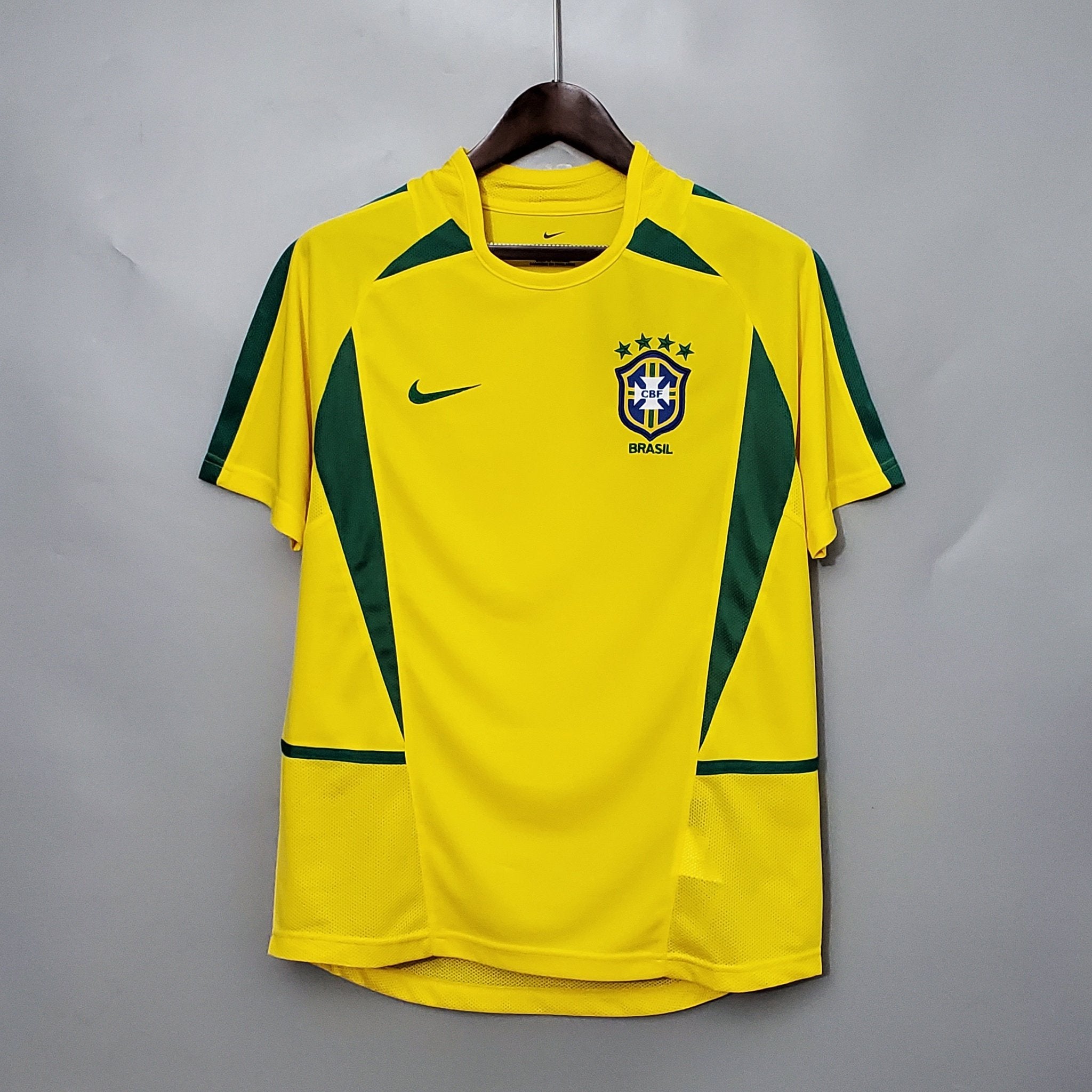 Uniforme retro local Brasil 2002