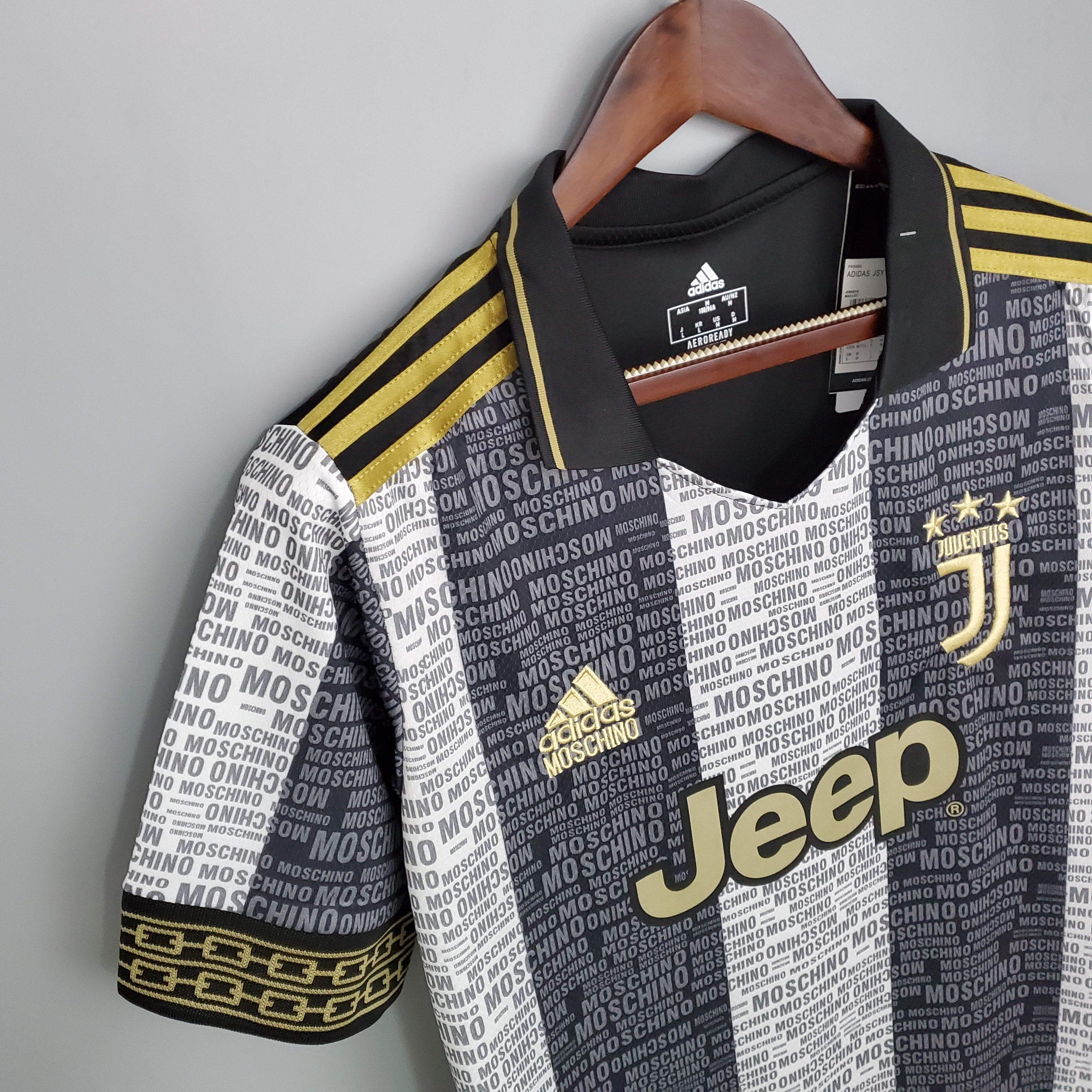 Juventus X Moschino Design Speciale 21/22