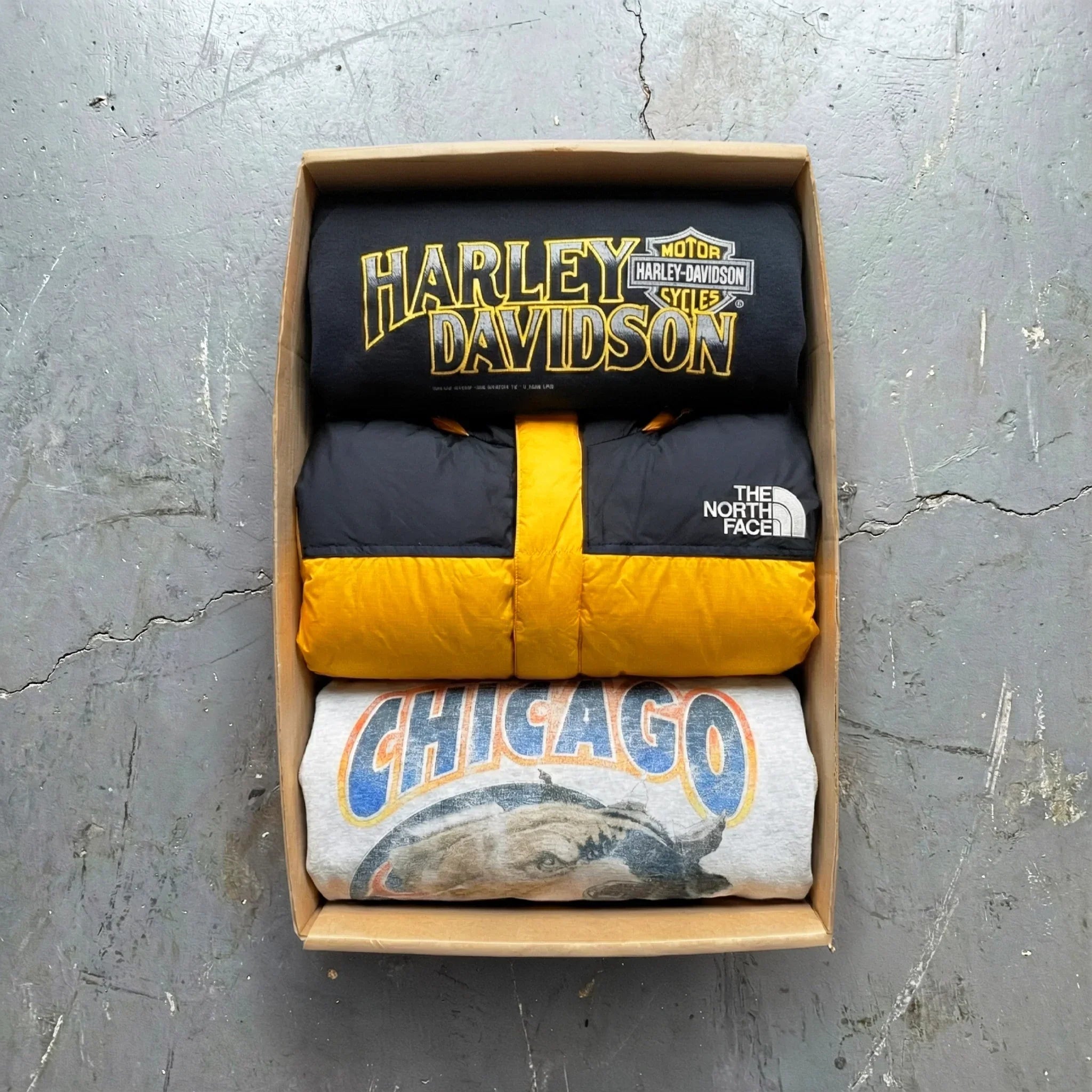 Caja Misteriosa Vintage Estándar (3 artículos)