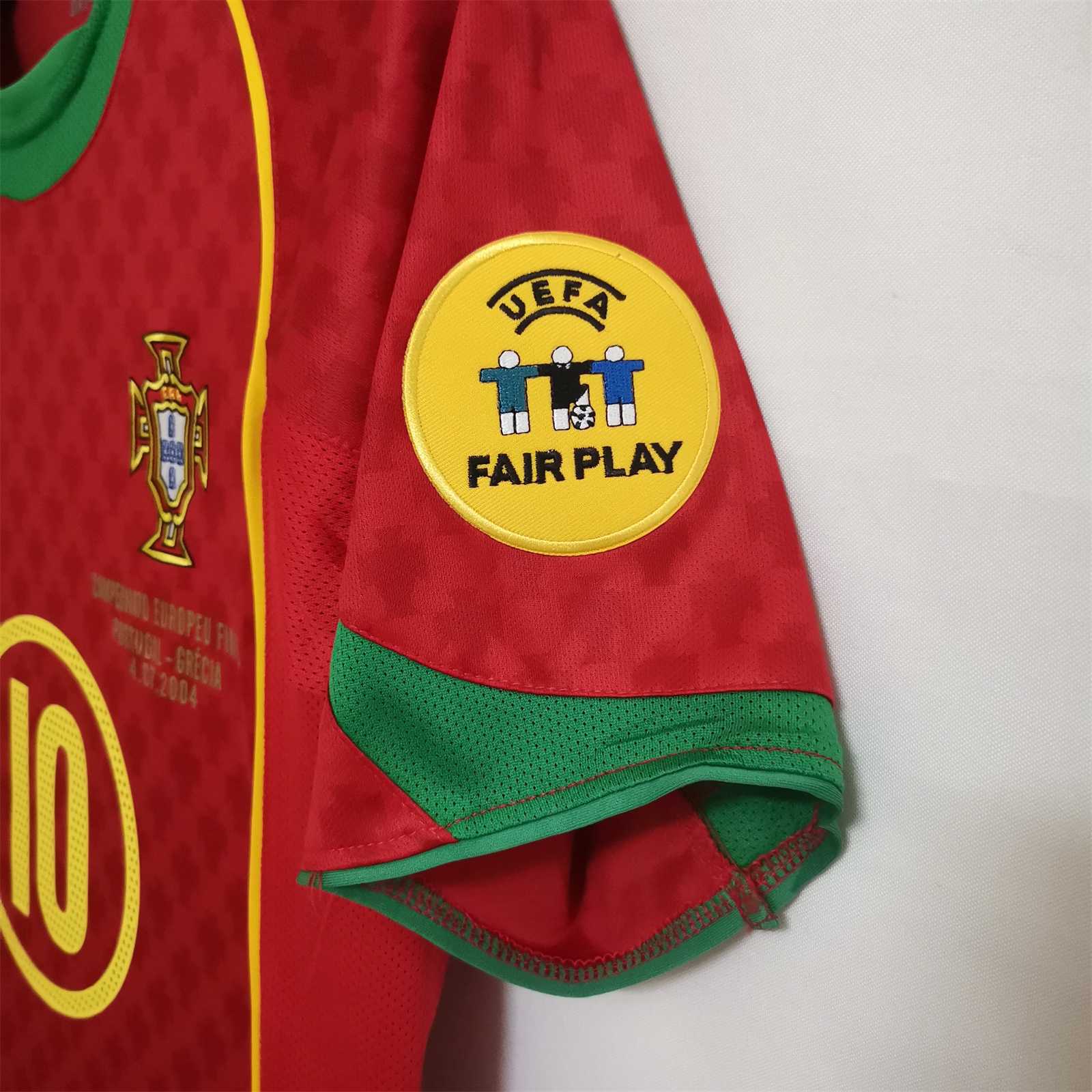 Maillot rétro Portugal 2004 – Kit classique Euro 2004