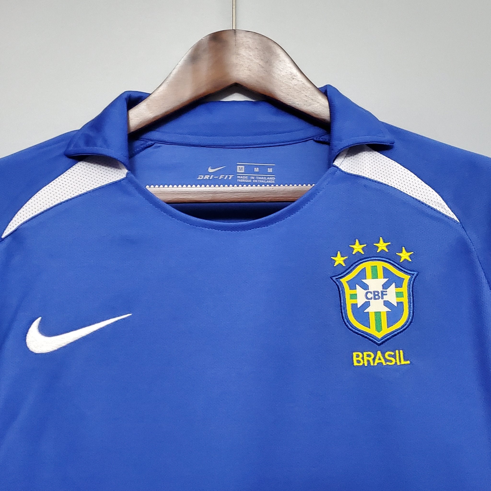 Uniforme Retro Visitante Brasil 2002