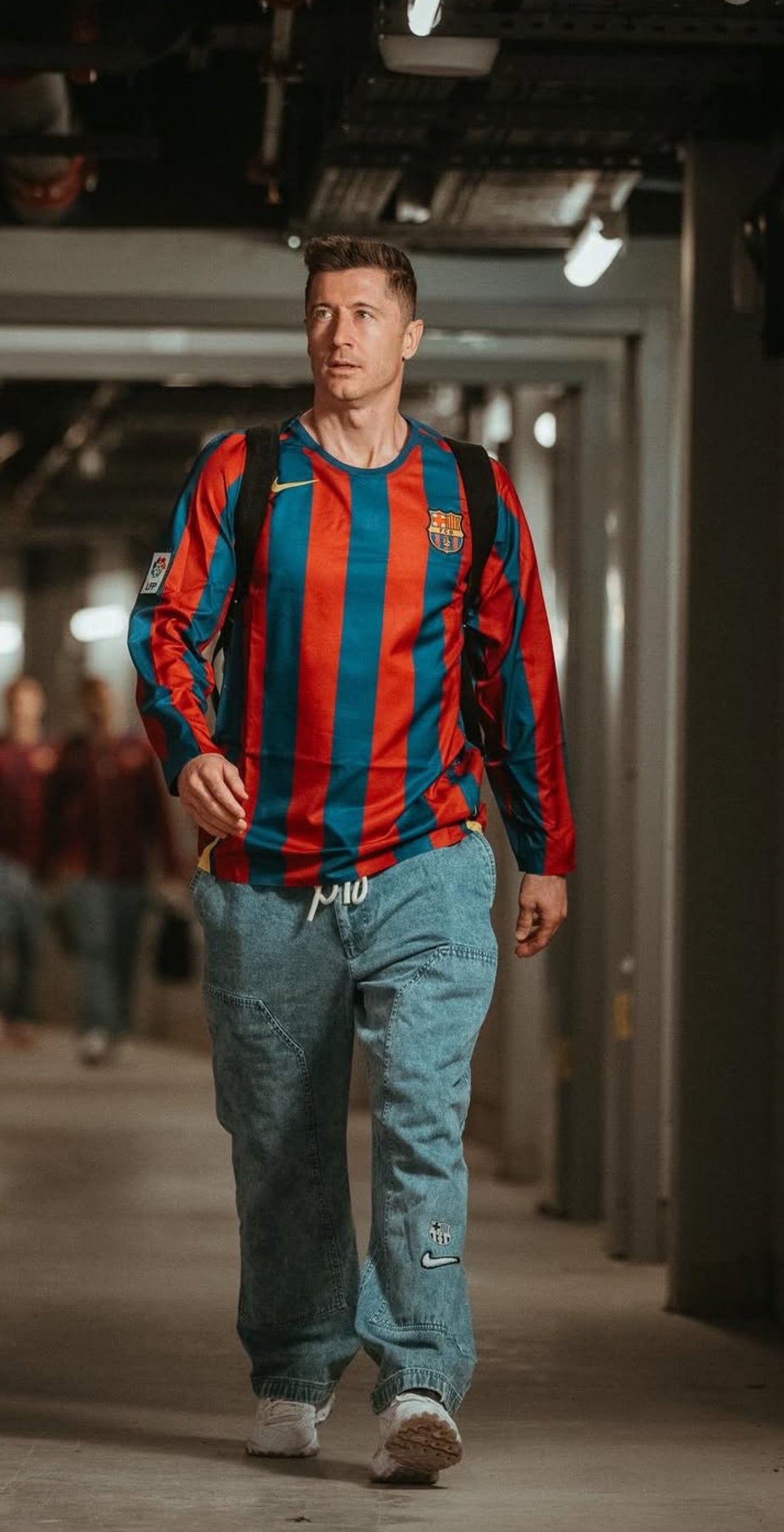 Camiseta retro de Ronaldinho de manga larga Barcelona 2005