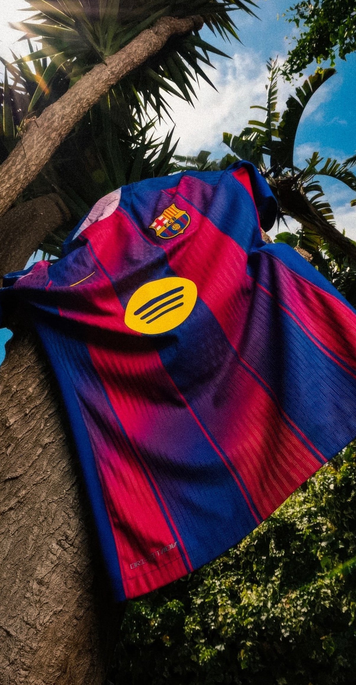 Kit casa FC Barcelona 2025/2026