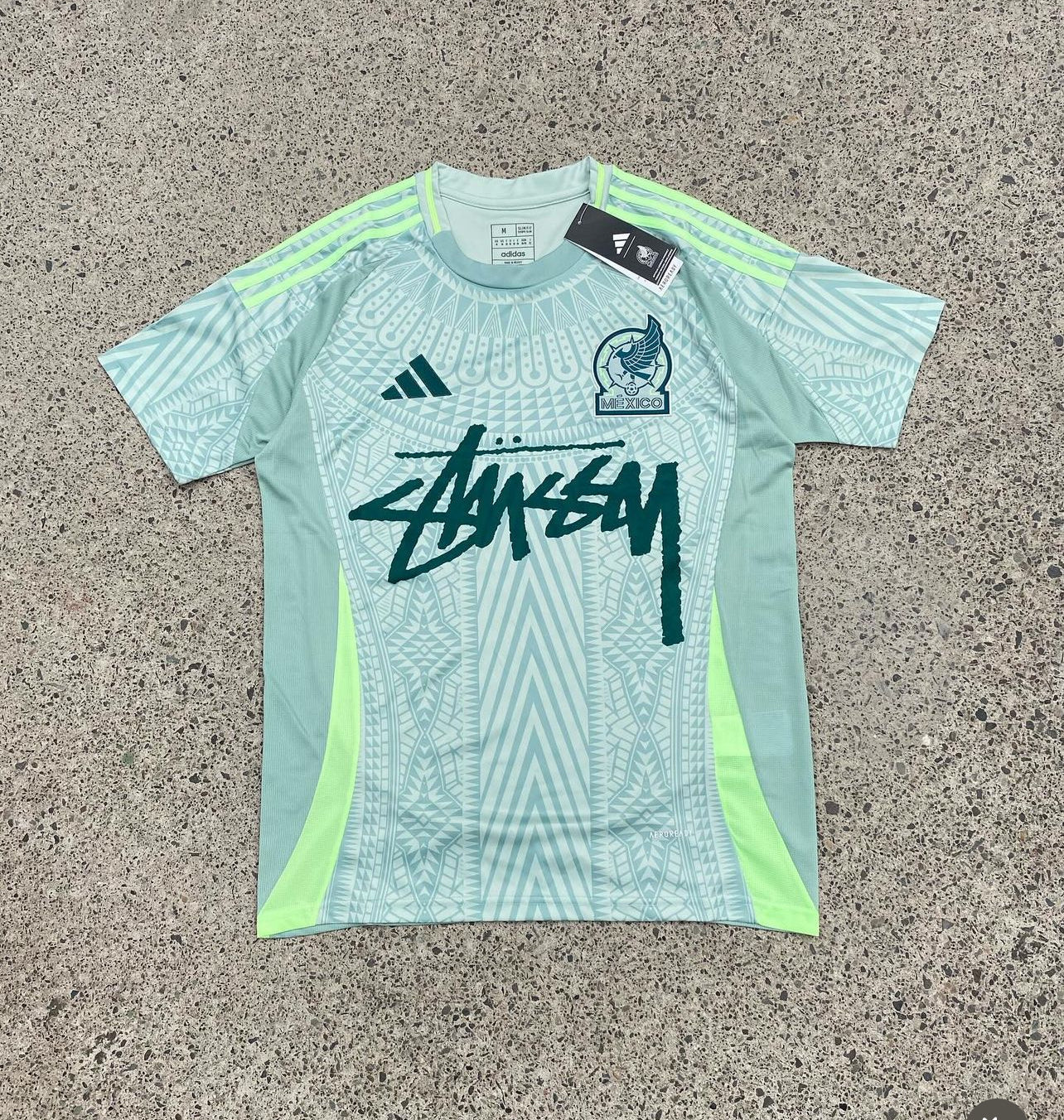 Edición limitada México x Stussy 2024/25