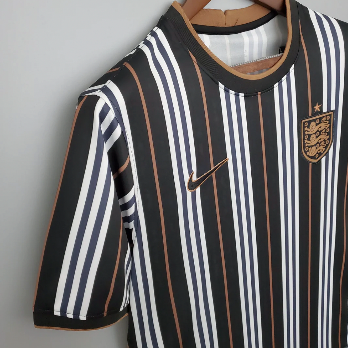 Édition spéciale 2024/25 Angleterre x Burberry