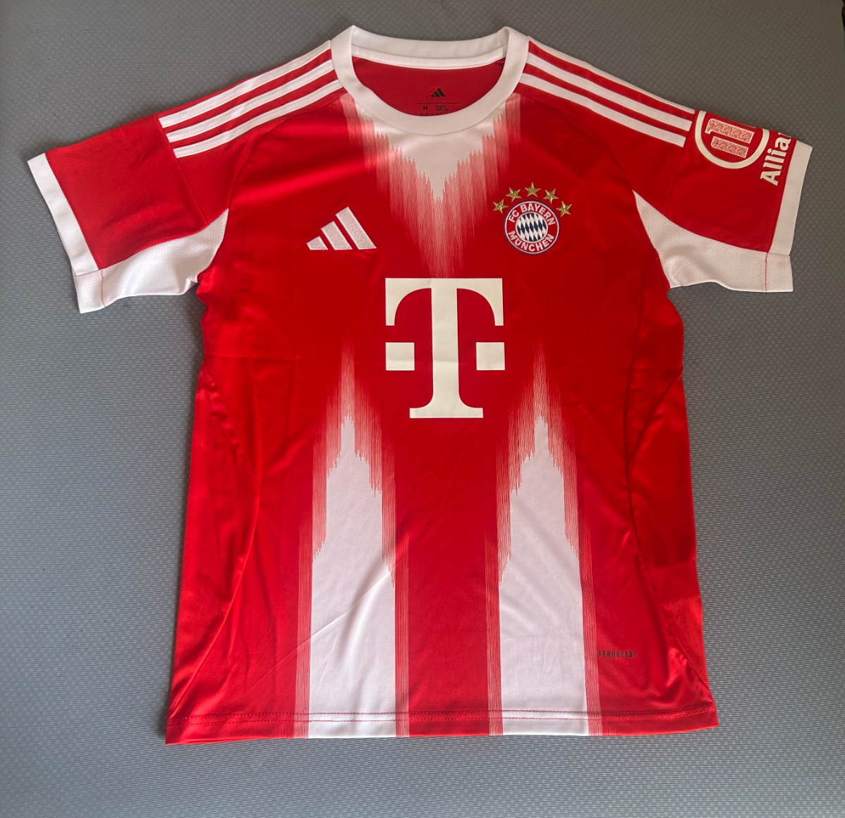 25/26 Bayern München Heimtrikot
