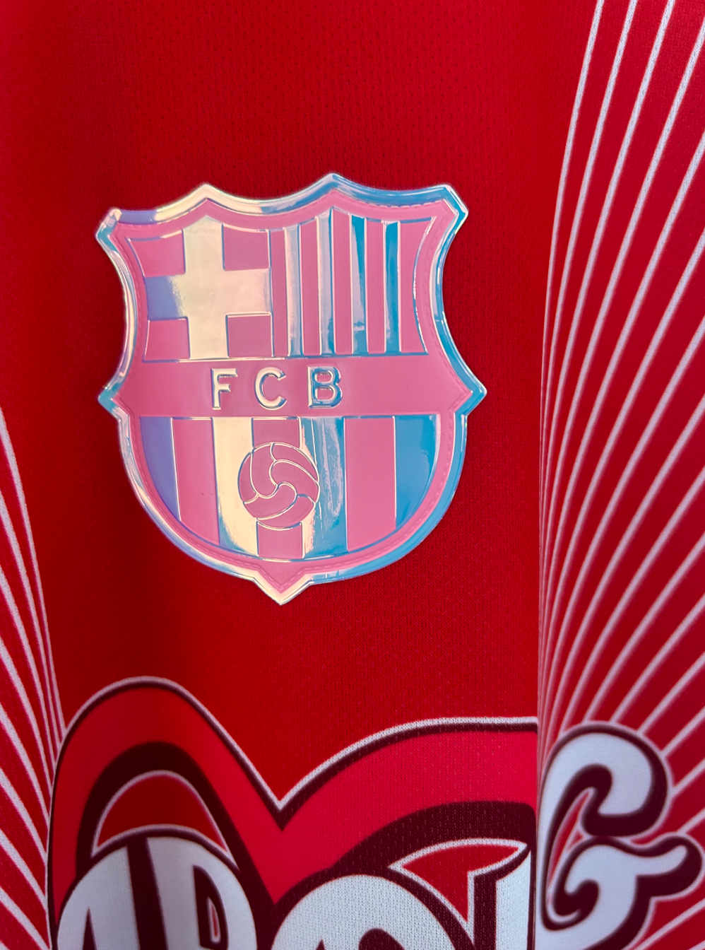 Maglia FC Barcelona Karol G Rossa Edizione Speciale
