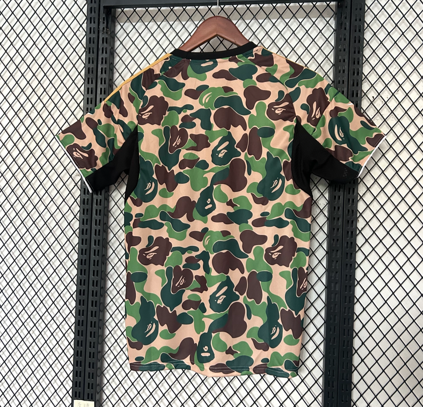 Maglia Adidas x BAPE Camo