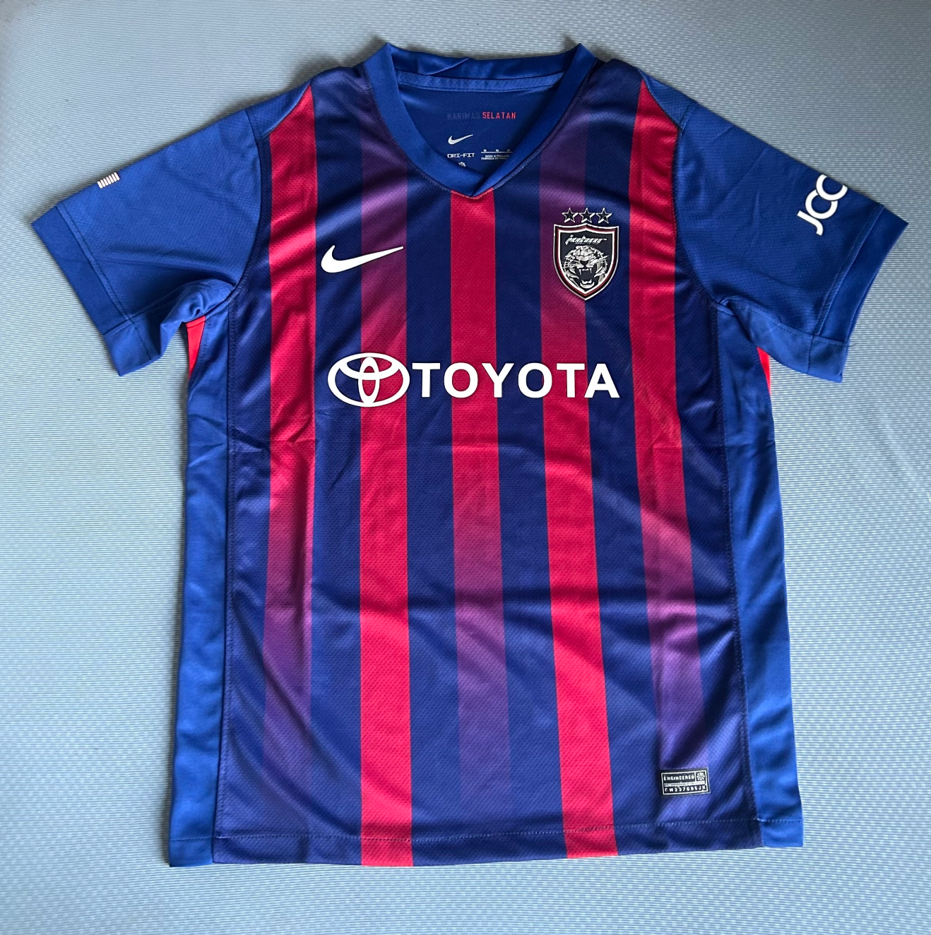 Camiseta del Johor Southern Tigers 2025/2026