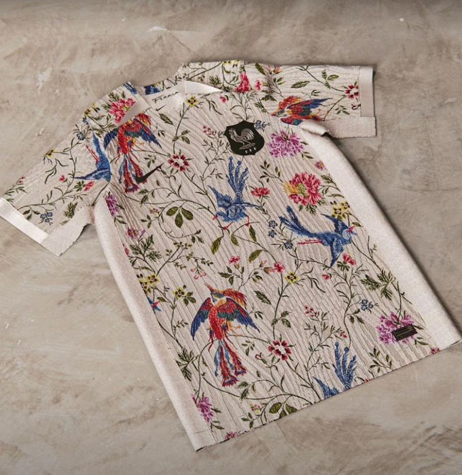 Maillot France Fleurs Édition Spéciale