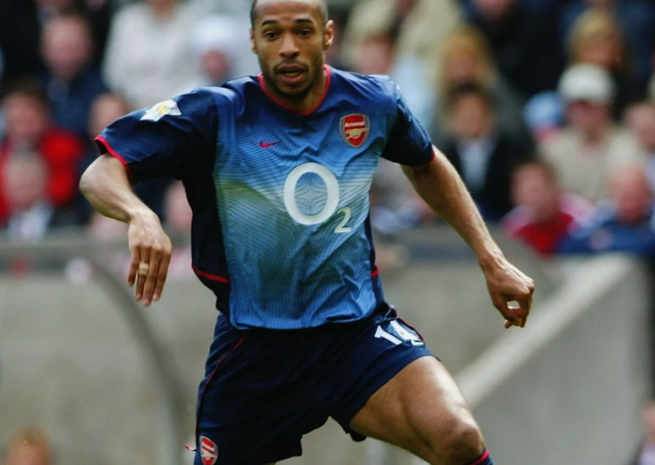 Uniforme Visitante Arsenal 2002/2004