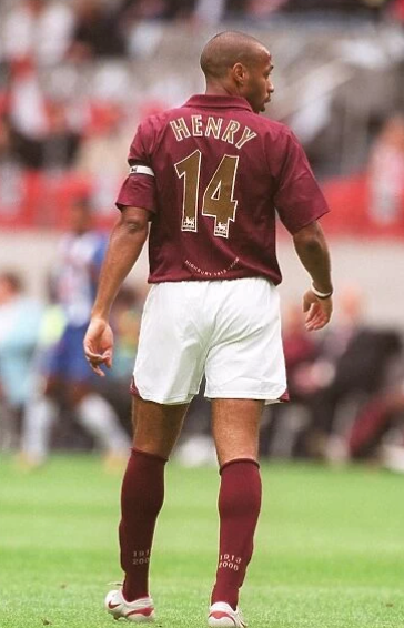 Uniforme retro local Arsenal 2005-2006